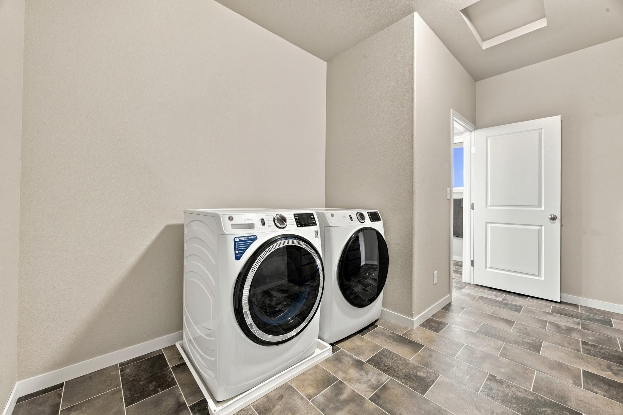 2023 single family home for sale at 7386 28th Street S in Fargo, ND — 4 bed, 3 bath (photo 26 of 53)
