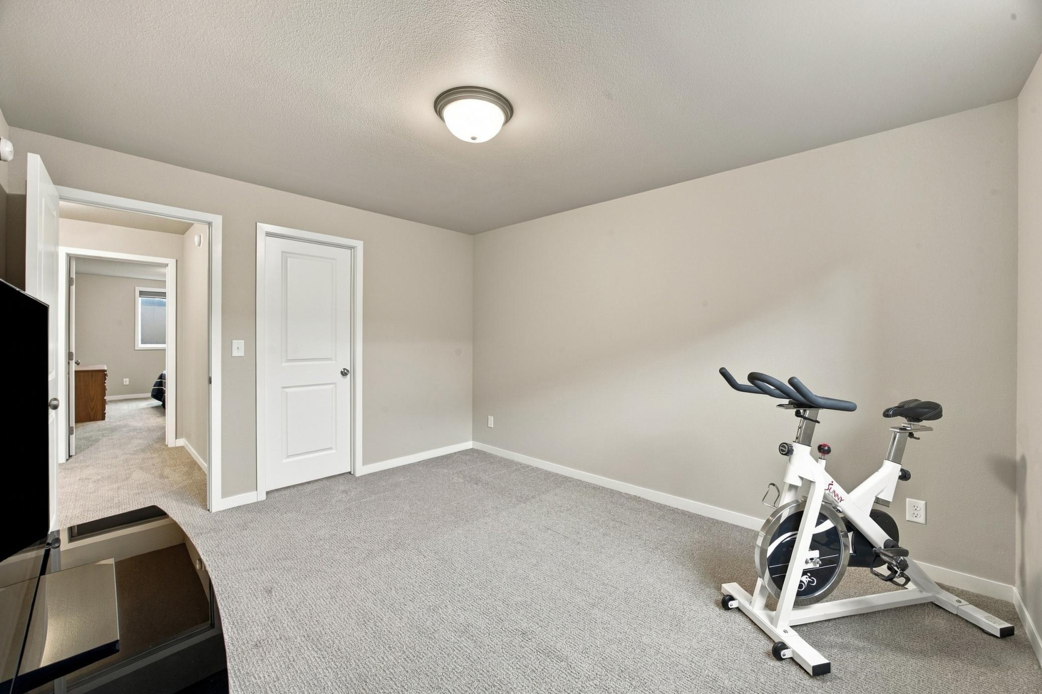 2023 single family home for sale at 7386 28th Street S in Fargo, ND — 4 bed, 3 bath (photo 37 of 53)