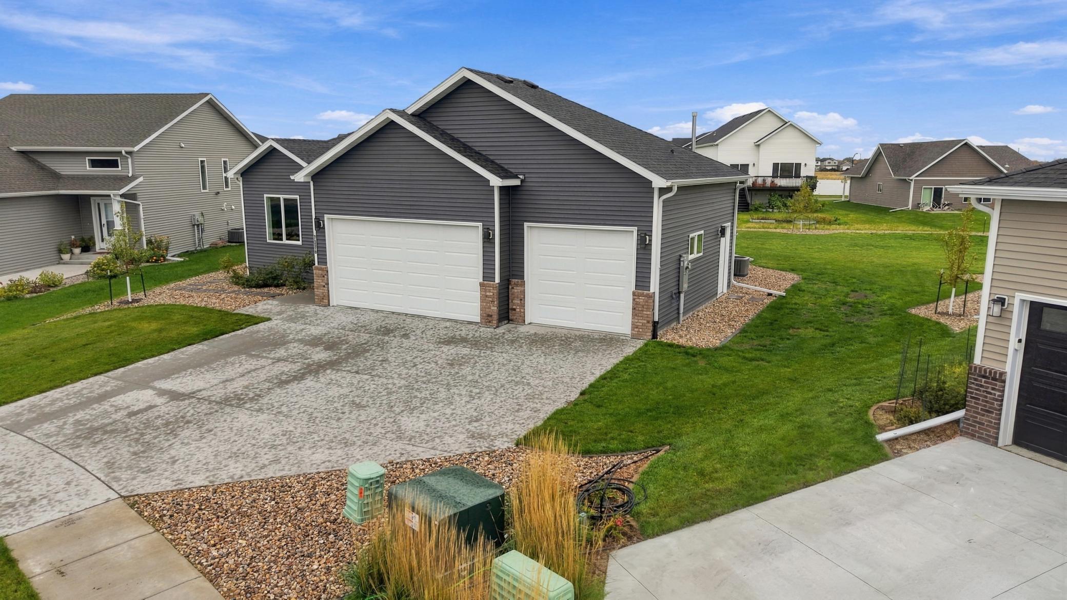 2023 single family home for sale at 7386 28th Street S in Fargo, ND — 4 bed, 3 bath (photo 51 of 53)
