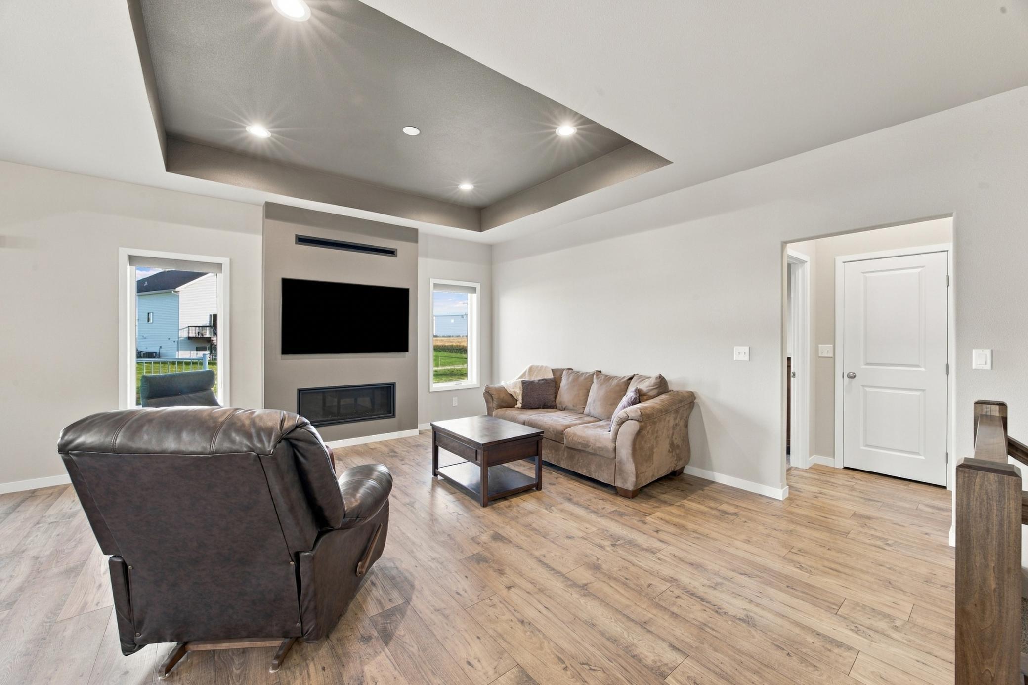 2023 single family home for sale at 7386 28th Street S in Fargo, ND — 4 bed, 3 bath (photo 10 of 53)