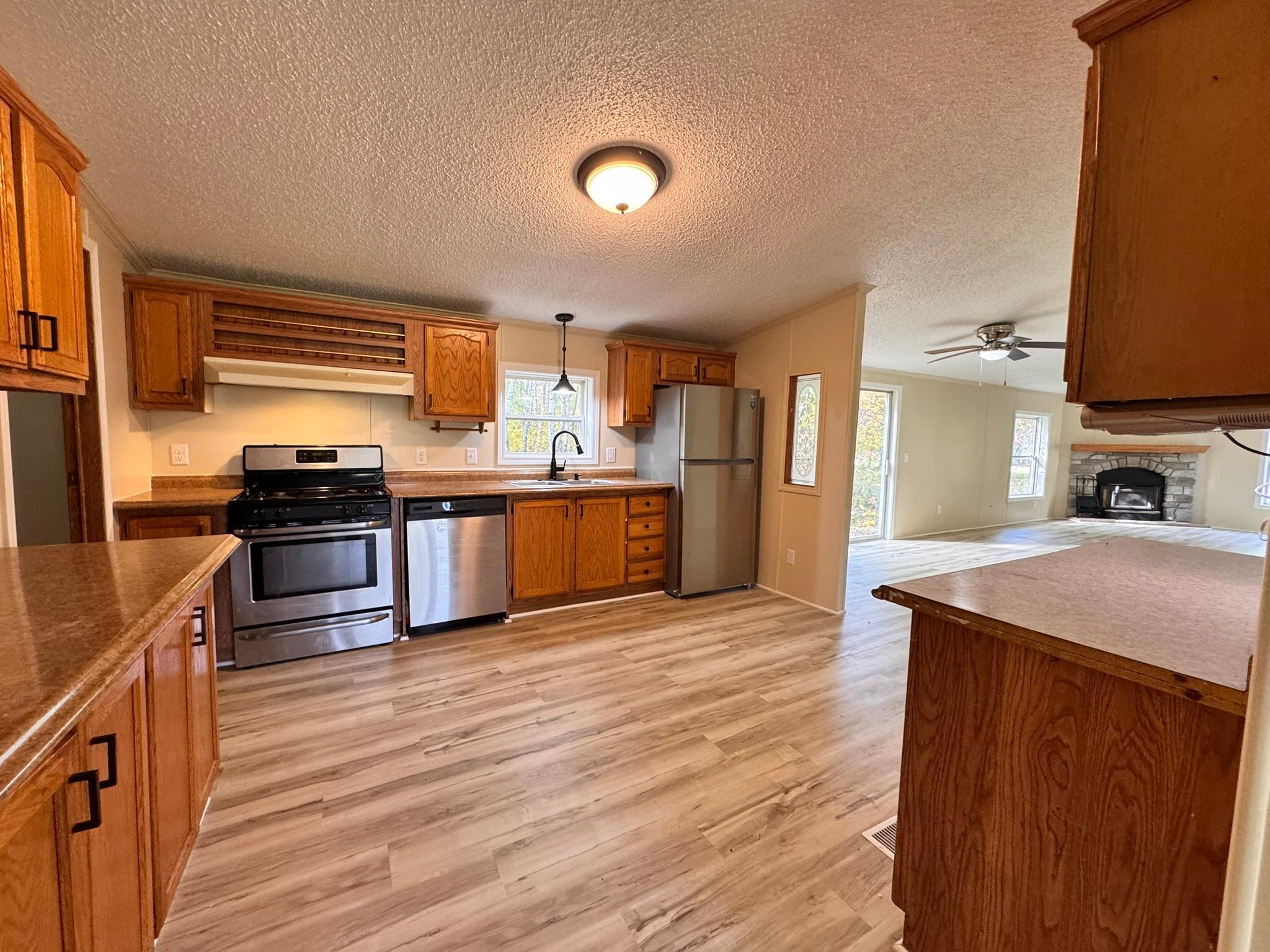 1999 single family home for sale at 7205 Belmont Street NW in Bemidji, MN — 3 bed, 2 bath (photo 3 of 28)