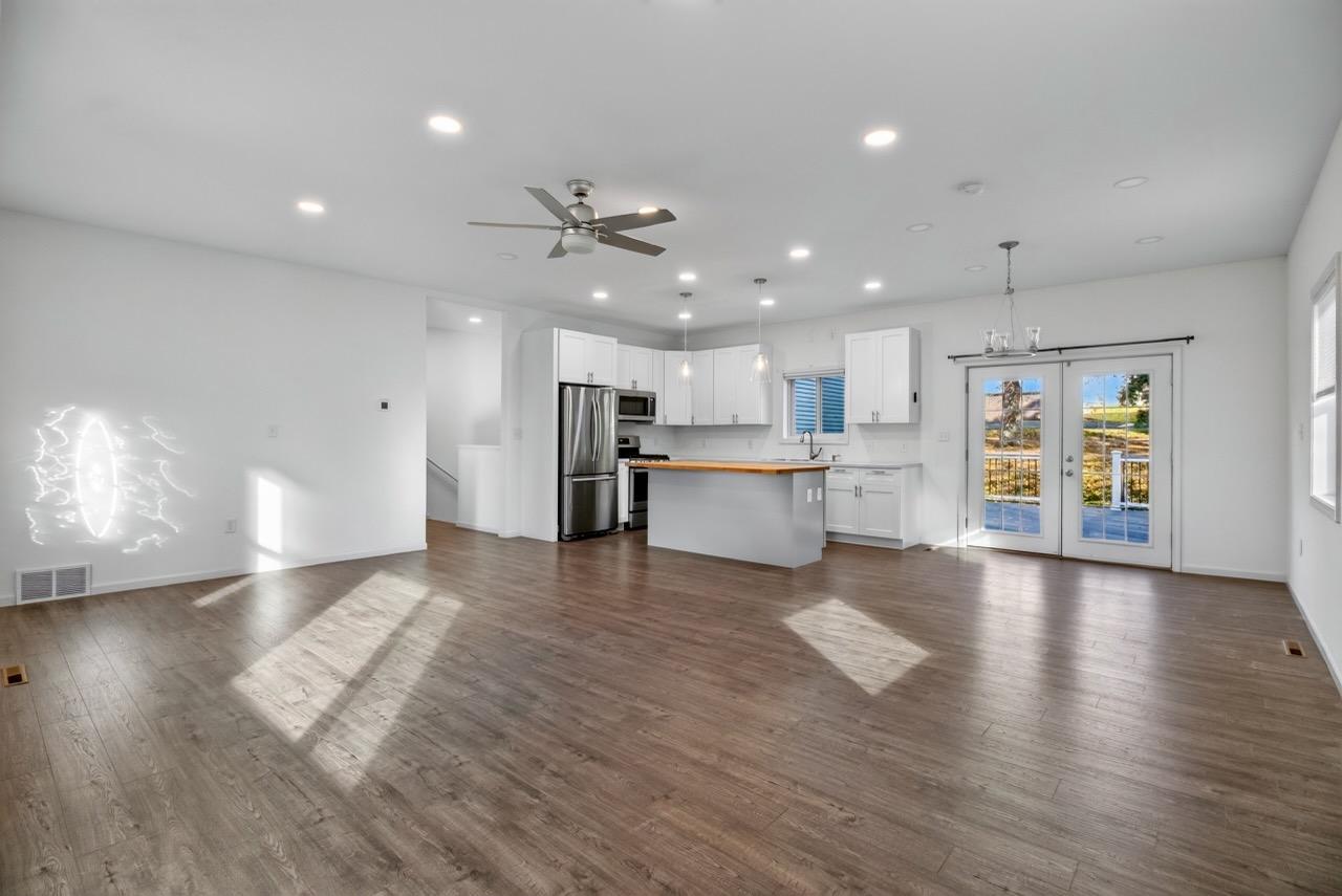 2019 single family home for sale at 1105 E Mount Faith Avenue in Fergus Falls, MN — 4 bed, 2 bath (photo 12 of 39)