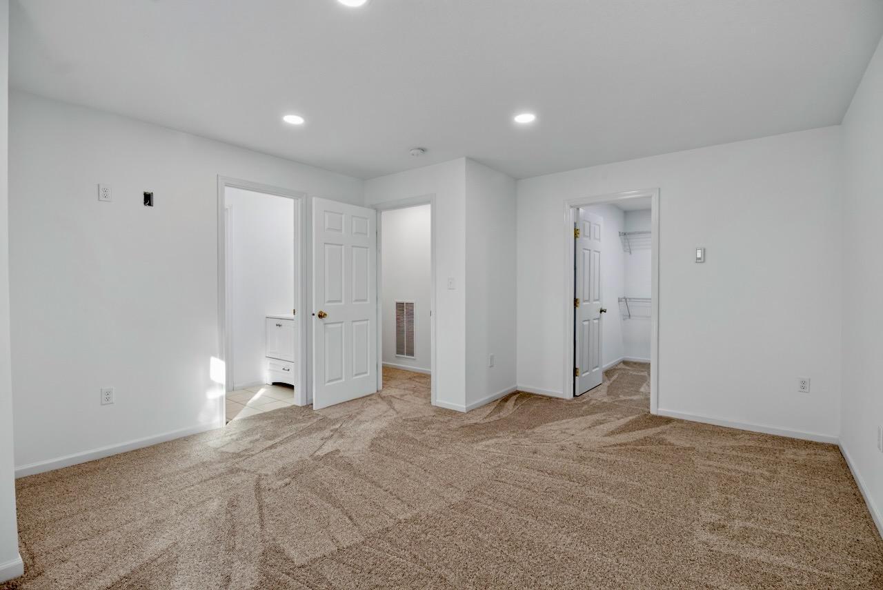 2019 single family home for sale at 1105 E Mount Faith Avenue in Fergus Falls, MN — 4 bed, 2 bath (photo 22 of 39)
