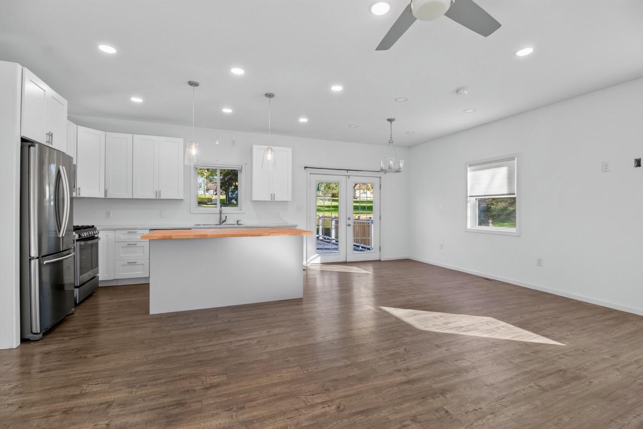 2019 single family home for sale at 1105 E Mount Faith Avenue in Fergus Falls, MN — 4 bed, 2 bath (photo 10 of 39)