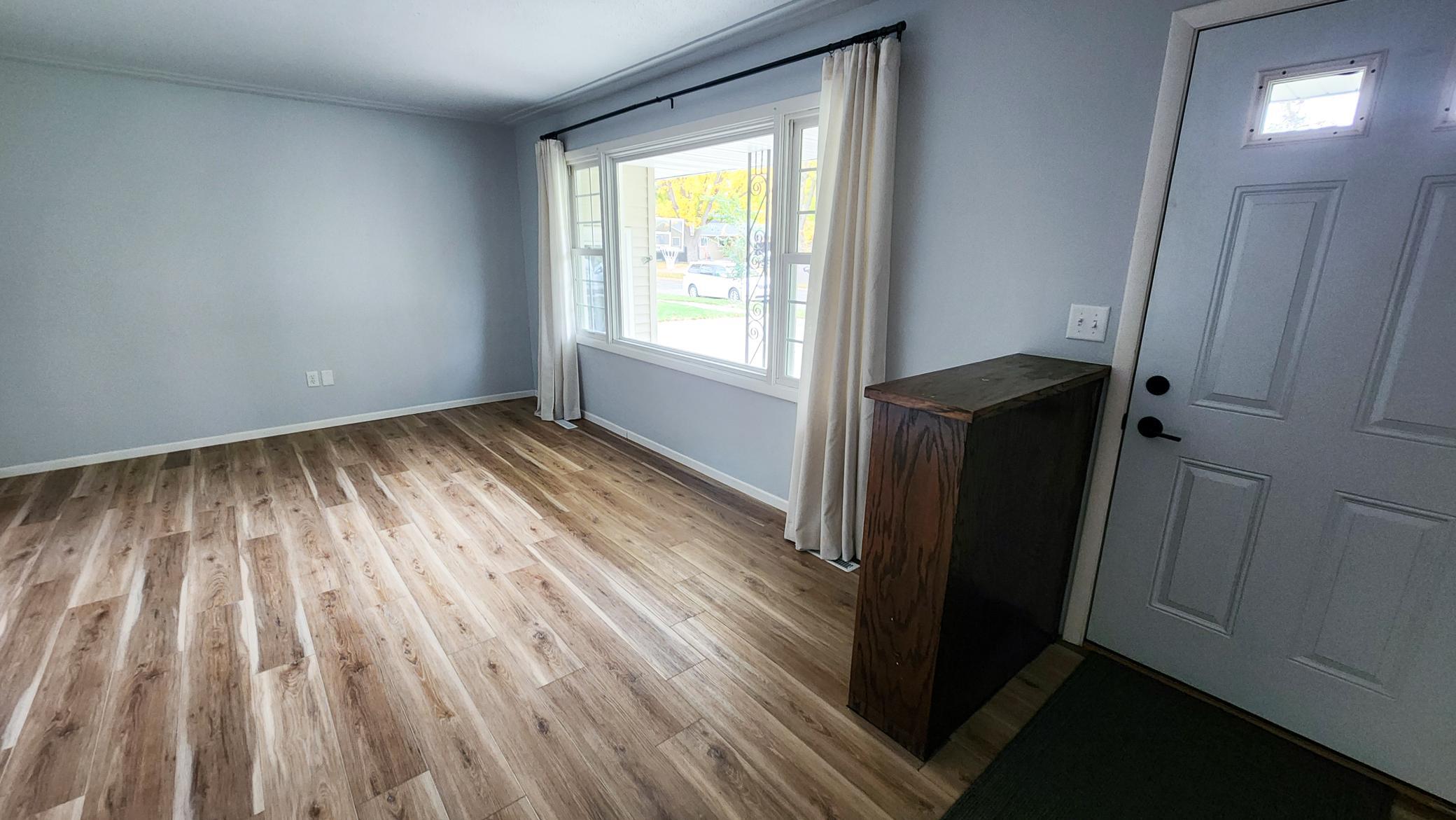 1971 single family home for sale at 1537 22nd Avenue S in Fargo, ND — 3 bed, 3 bath (photo 11 of 40)