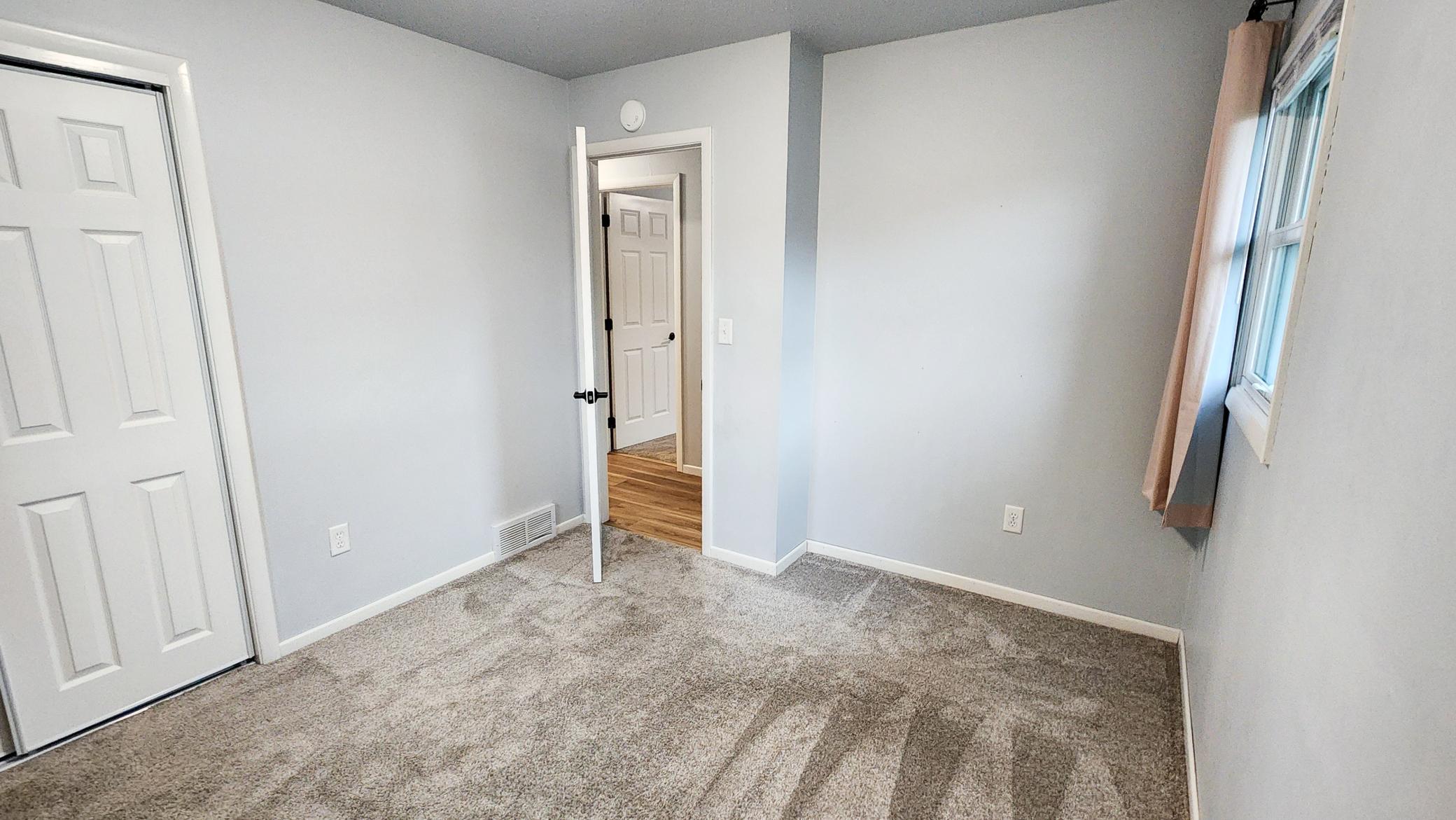 1971 single family home for sale at 1537 22nd Avenue S in Fargo, ND — 3 bed, 3 bath (photo 25 of 40)