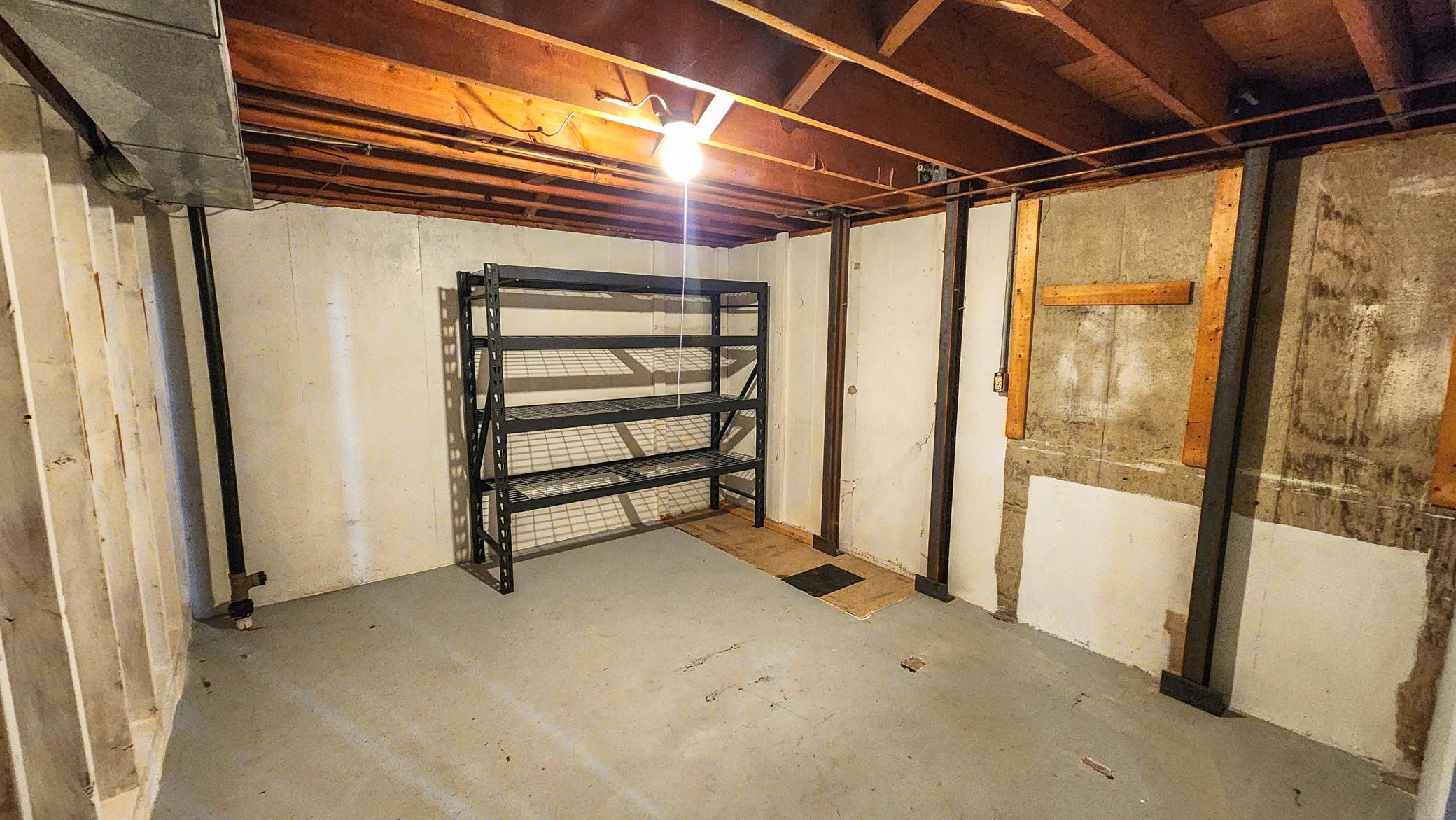 1971 single family home for sale at 1537 22nd Avenue S in Fargo, ND — 3 bed, 3 bath (photo 33 of 40)