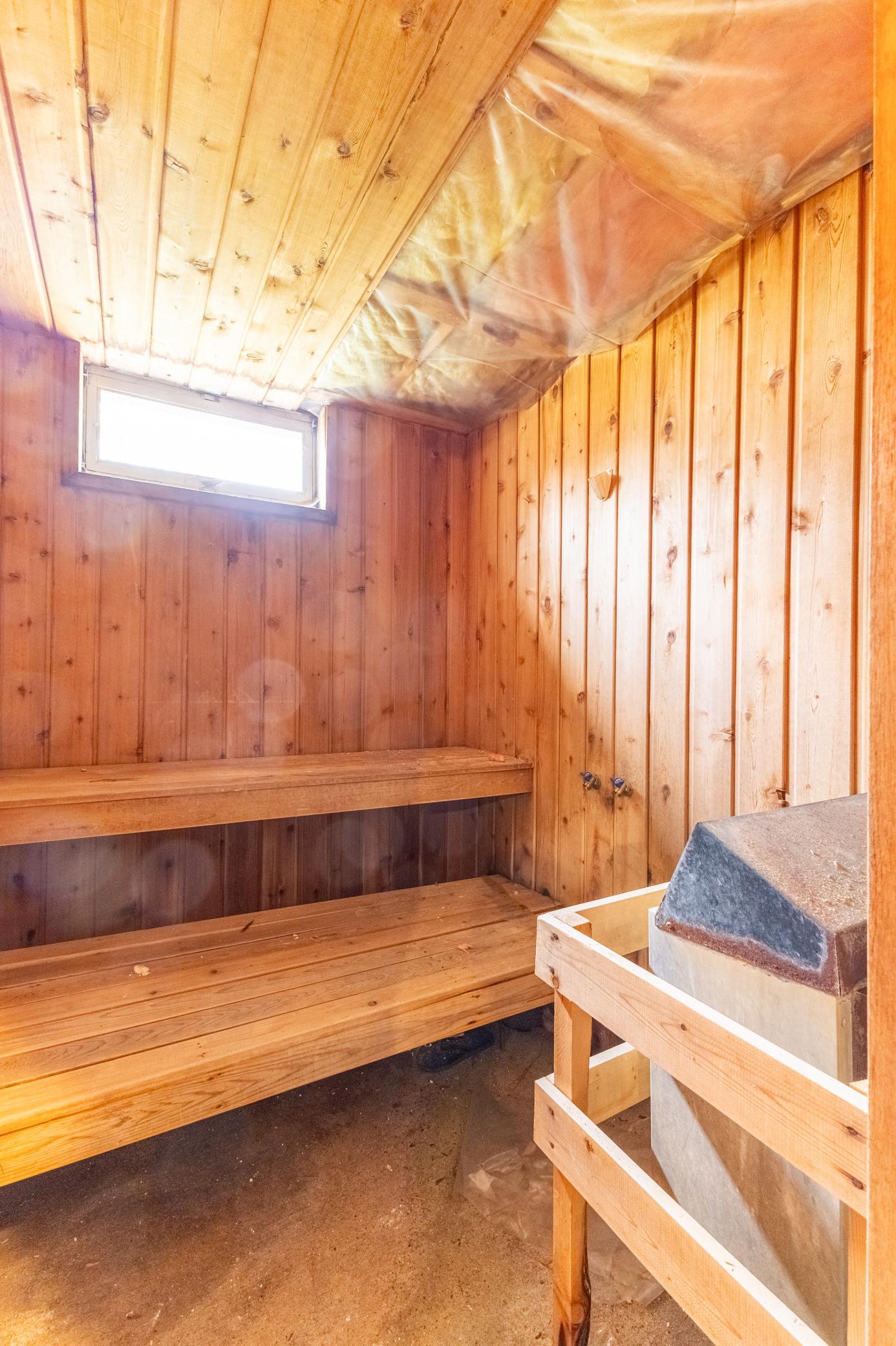 1967 single family home for sale at 323 Main Street NW in Menahga, MN — 2 bed, 2 bath (photo 20 of 32)