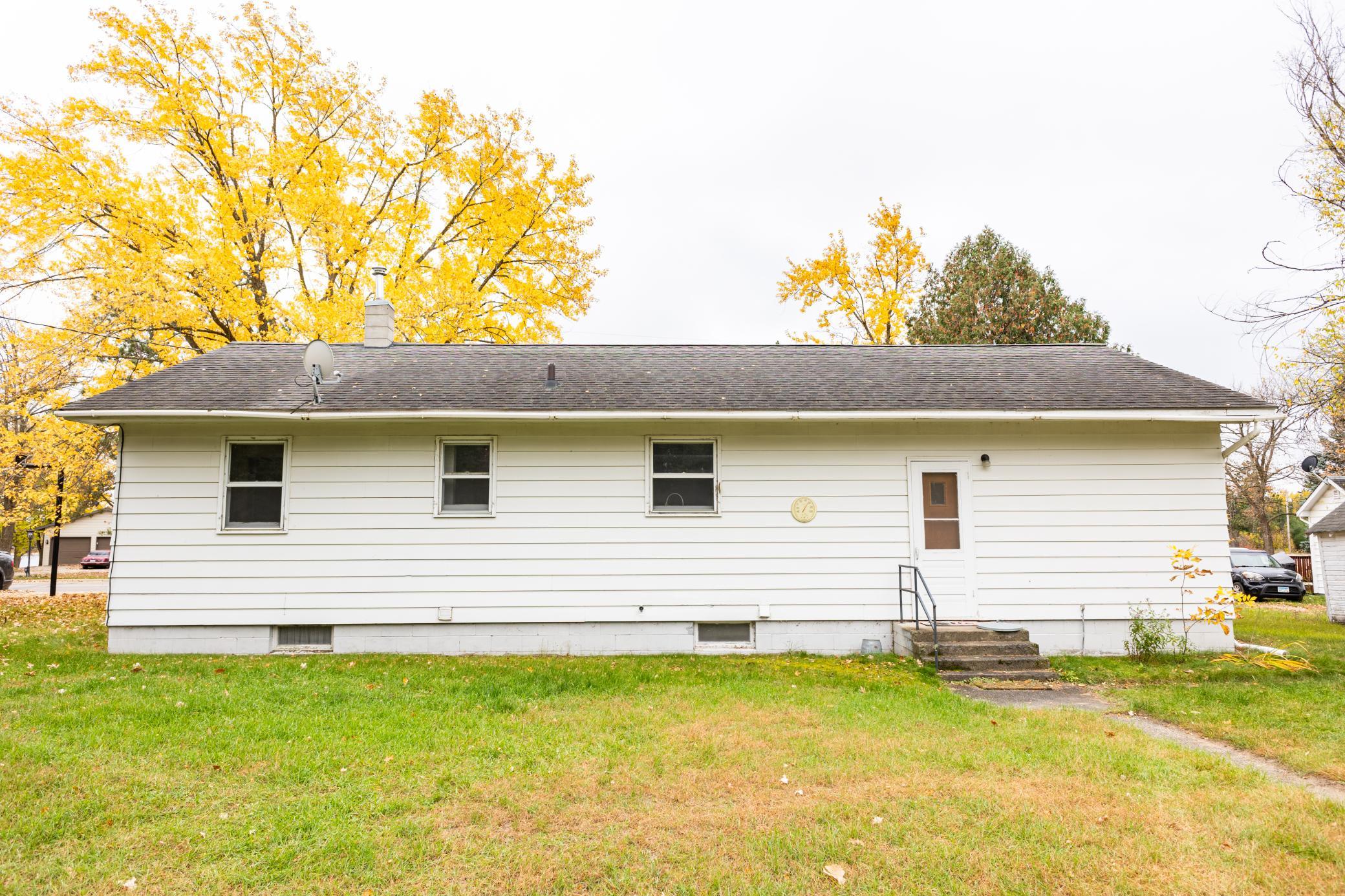 1967 single family home for sale at 323 Main Street NW in Menahga, MN — 2 bed, 2 bath (photo 23 of 32)