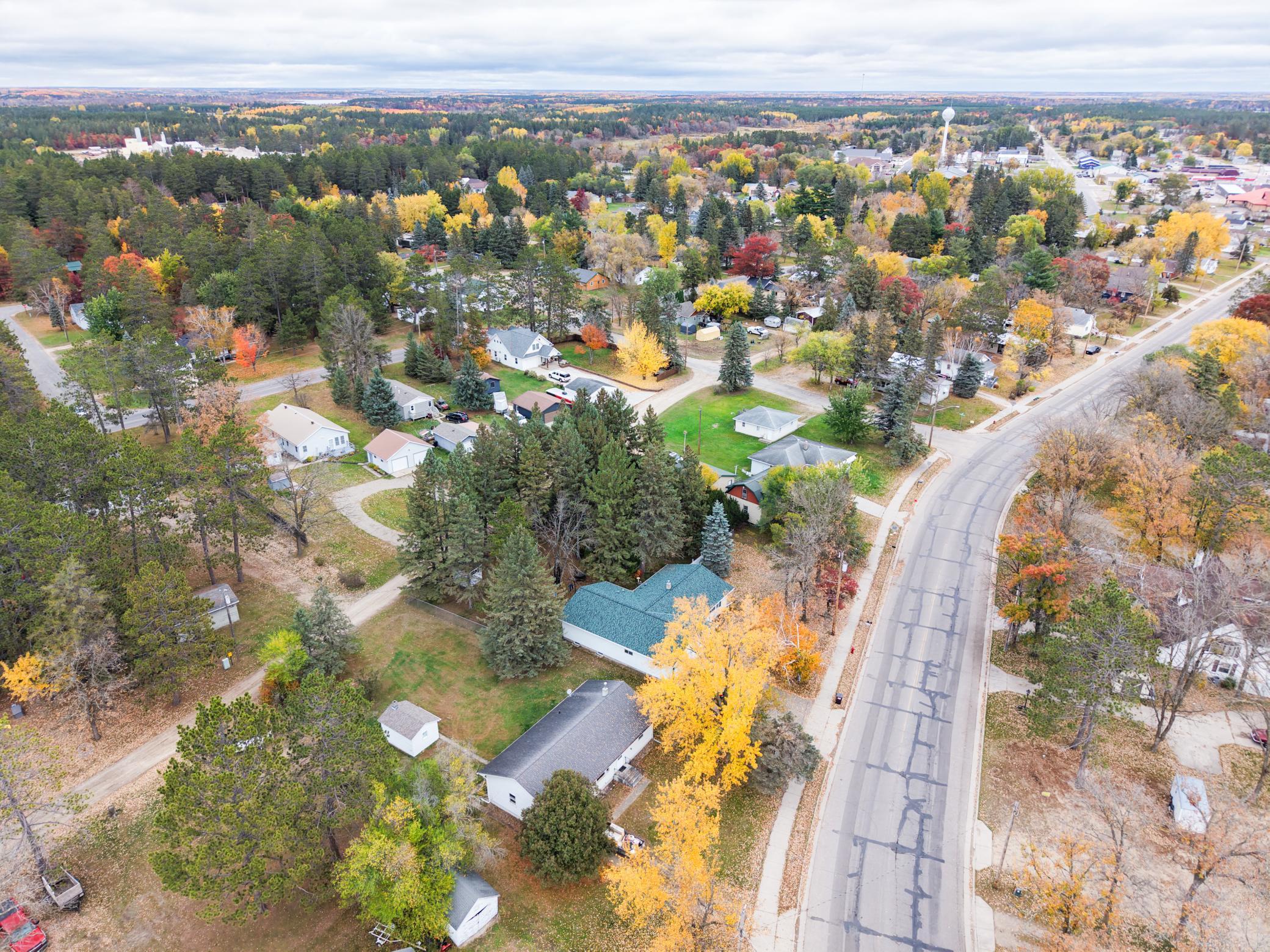 1967 single family home for sale at 323 Main Street NW in Menahga, MN — 2 bed, 2 bath (photo 29 of 32)