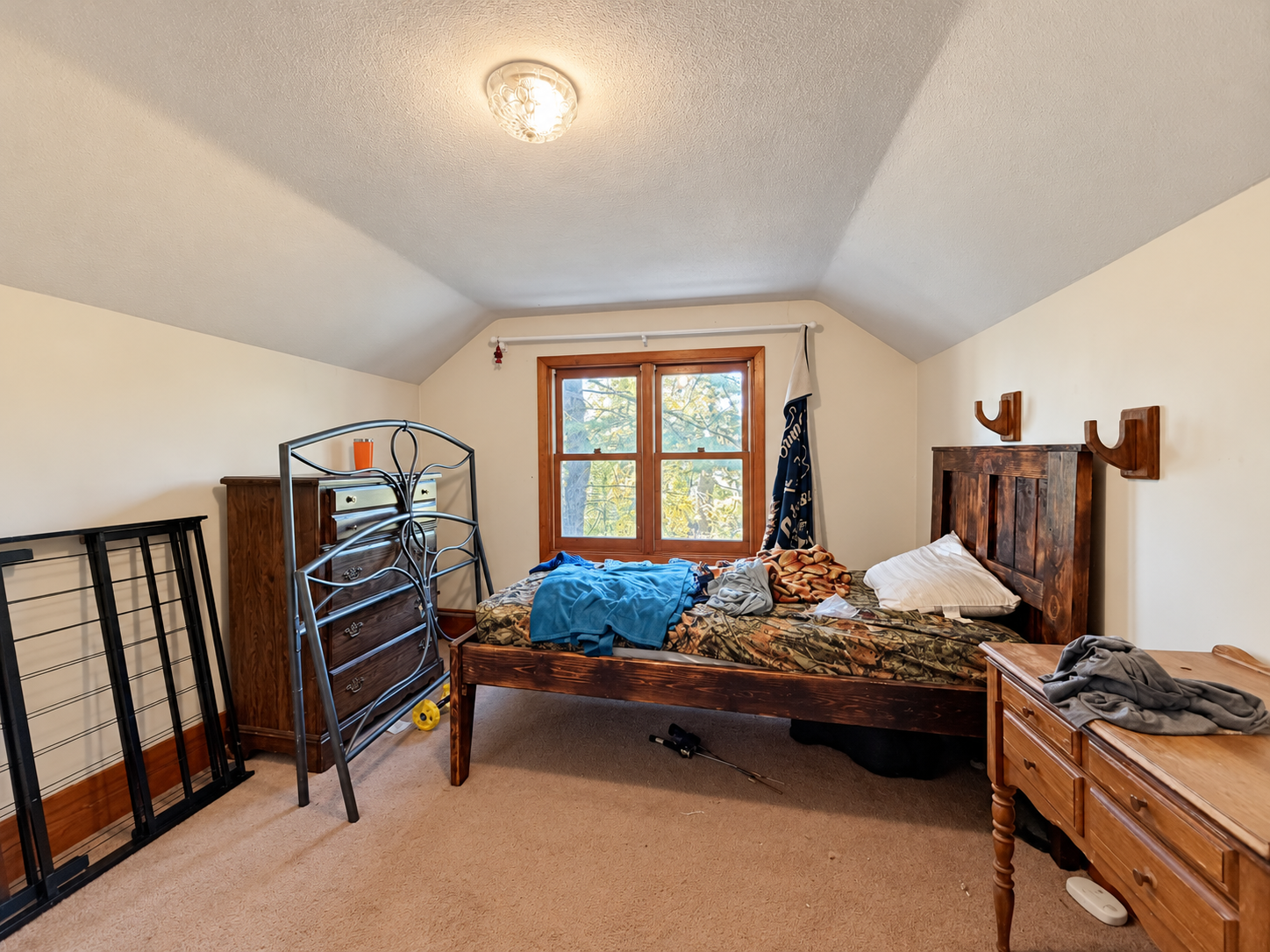 1931 single family home for sale at 612 4th Street S in Walker, MN — 4 bed, 3 bath (photo 33 of 44)