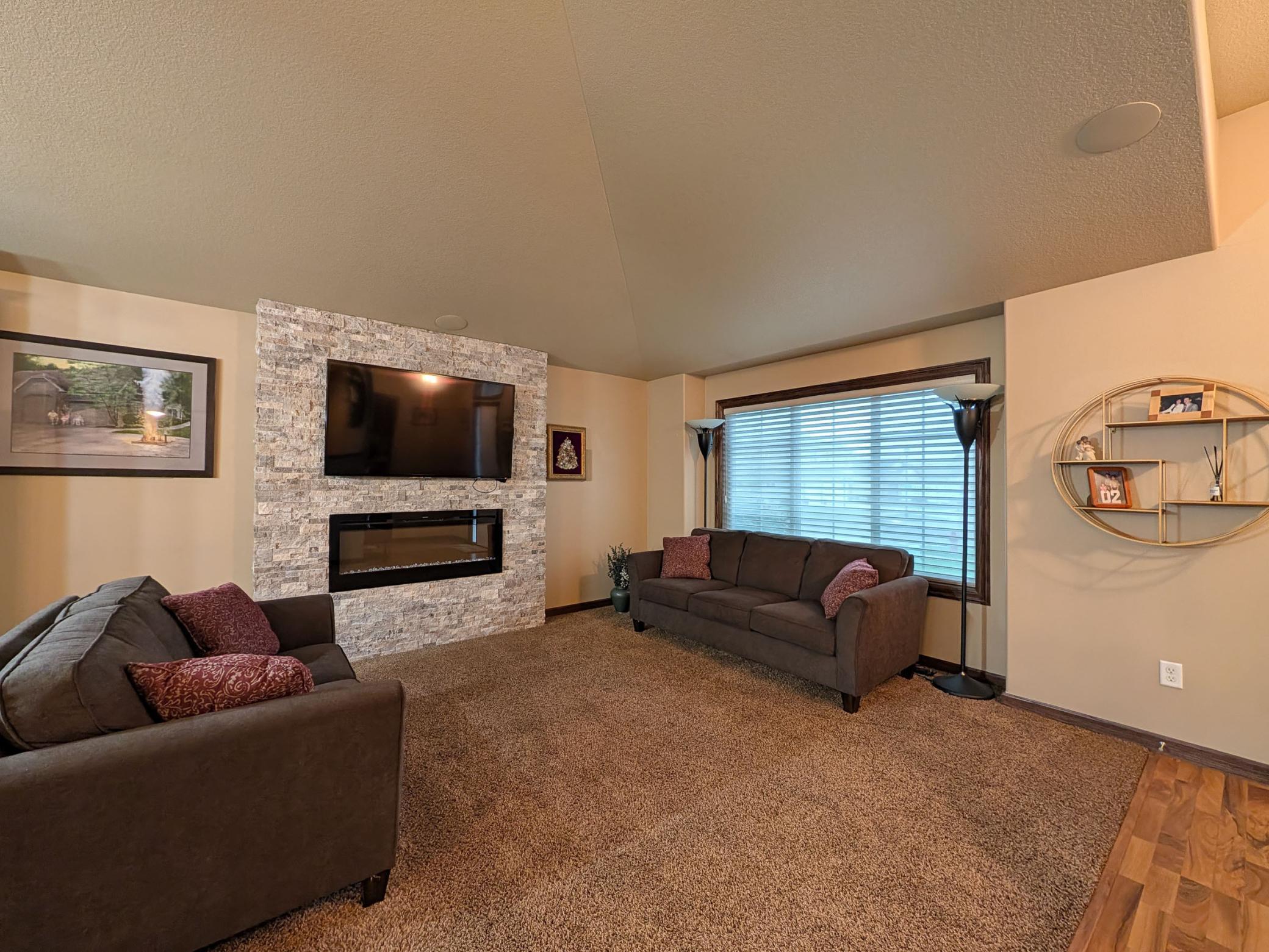 2012 single family home for sale at 222 30th Avenue E in West Fargo, ND — 3 bed, 2 bath (photo 17 of 56)