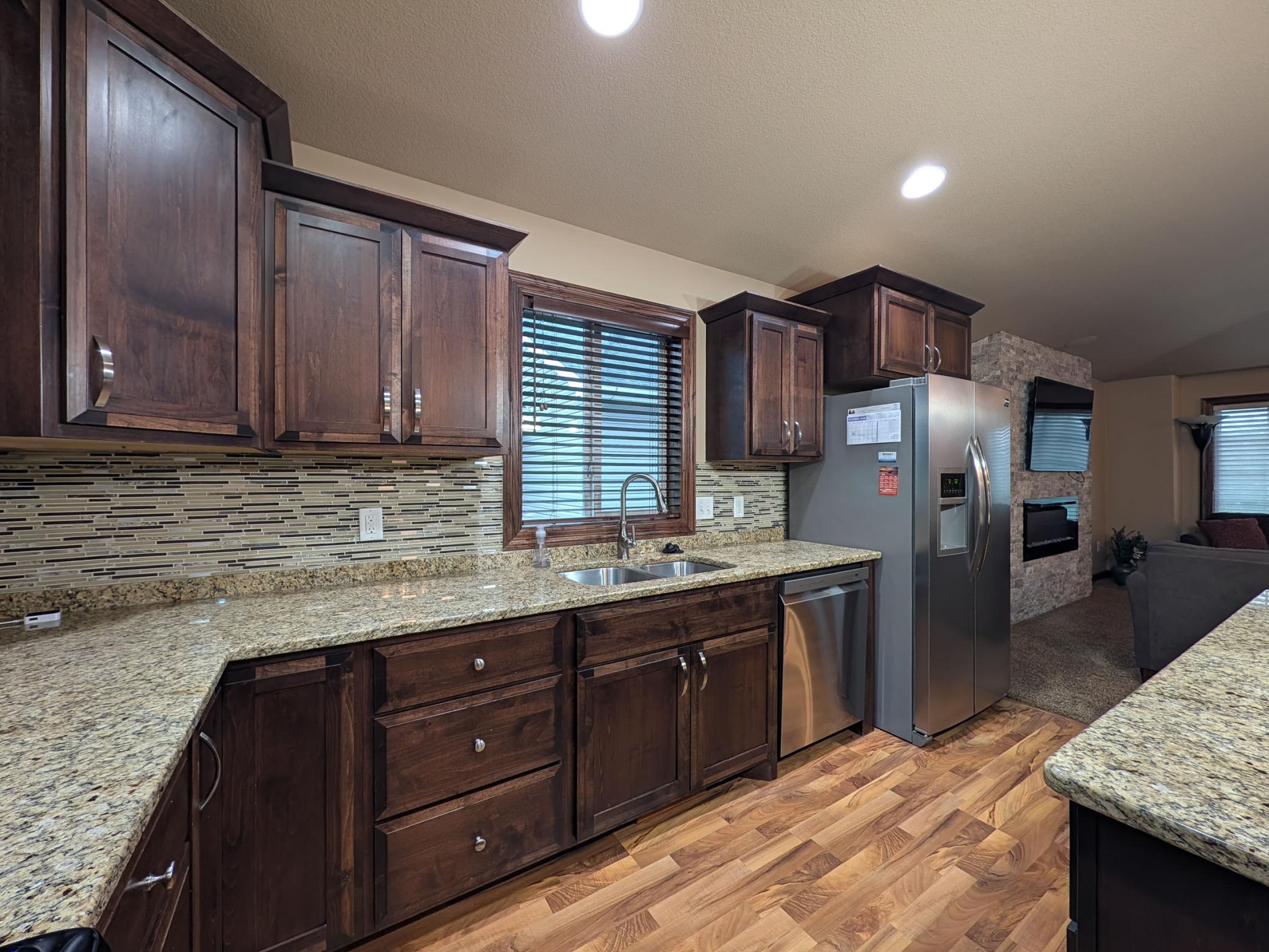 2012 single family home for sale at 222 30th Avenue E in West Fargo, ND — 3 bed, 2 bath (photo 22 of 56)
