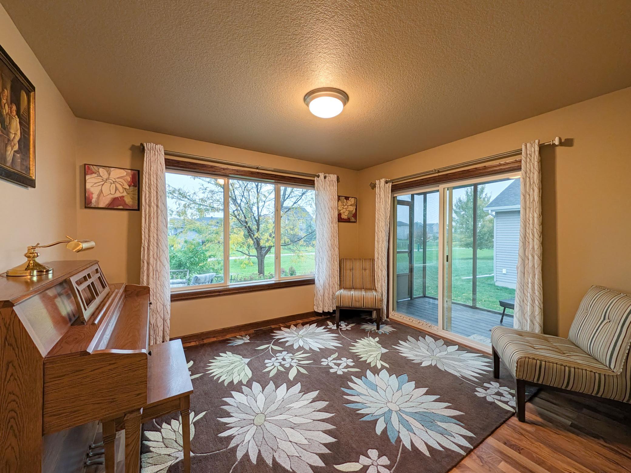 2012 single family home for sale at 222 30th Avenue E in West Fargo, ND — 3 bed, 2 bath (photo 25 of 56)