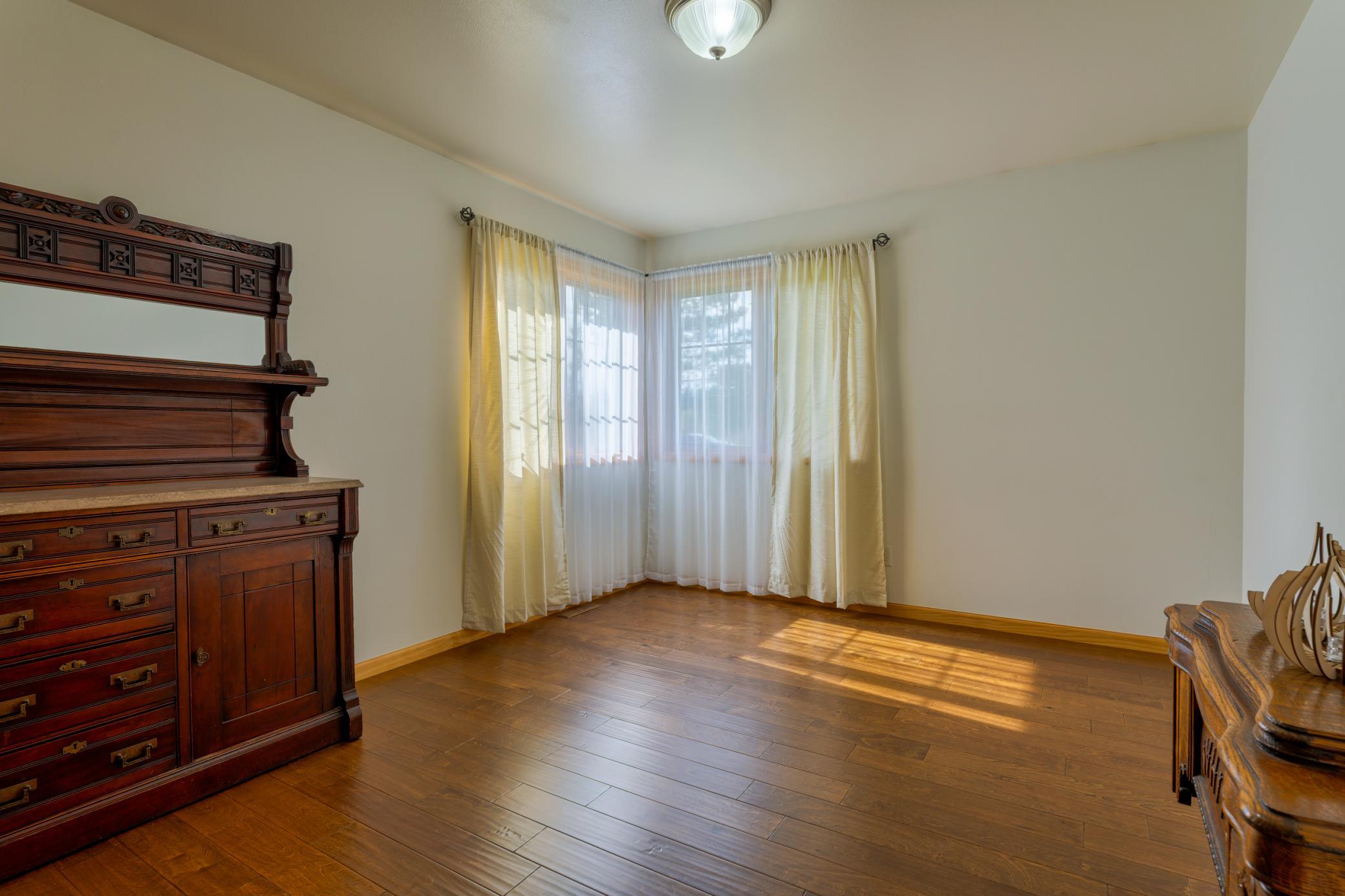 2003 single family home for sale at 388 Kalee Court SW in Bemidji, MN — 4 bed, 3 bath (photo 18 of 40)