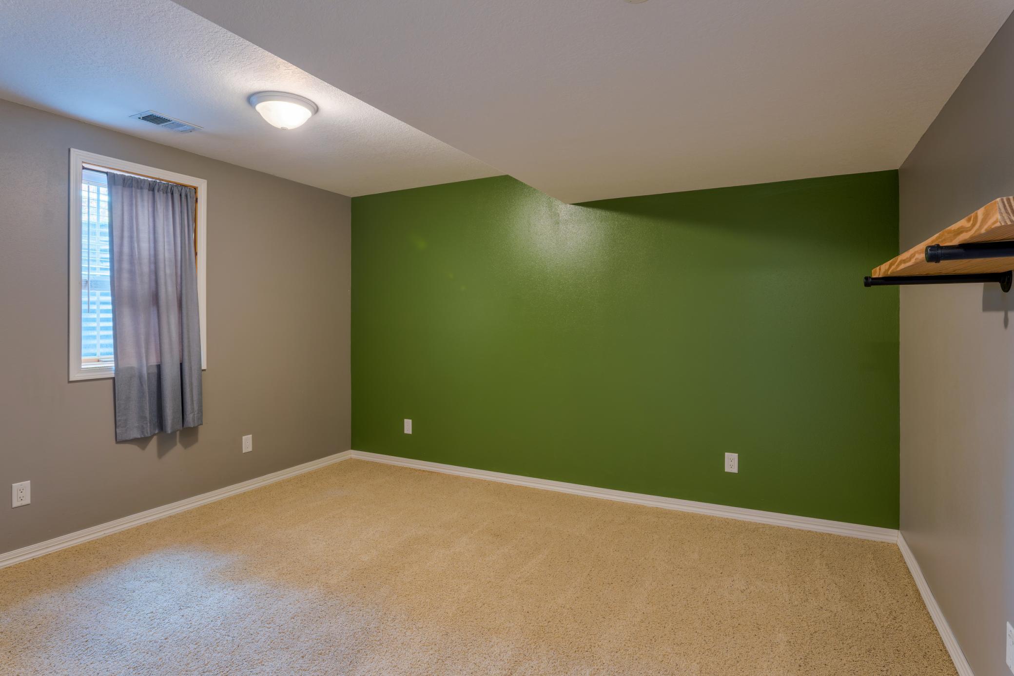 2003 single family home for sale at 388 Kalee Court SW in Bemidji, MN — 4 bed, 3 bath (photo 30 of 40)