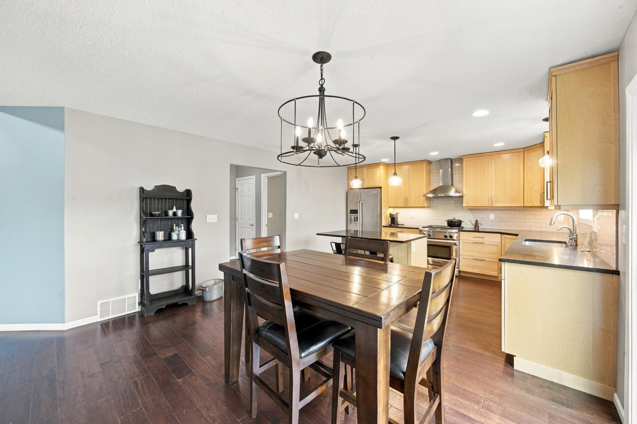 2010 single family home for sale at 3449 Loberg Lane in West Fargo, ND — 4 bed, 4 bath (photo 15 of 48)