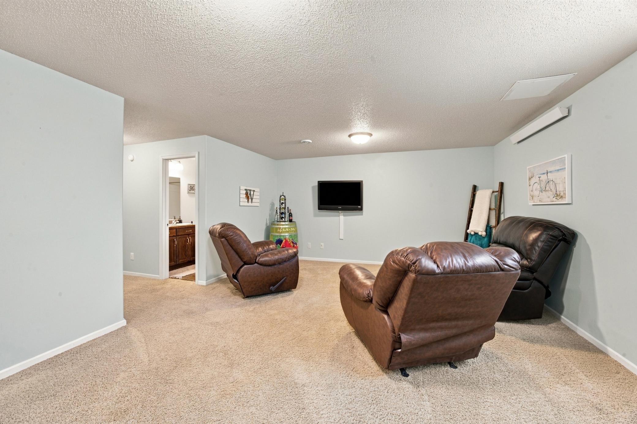 2010 single family home for sale at 3449 Loberg Lane in West Fargo, ND — 4 bed, 4 bath (photo 30 of 48)