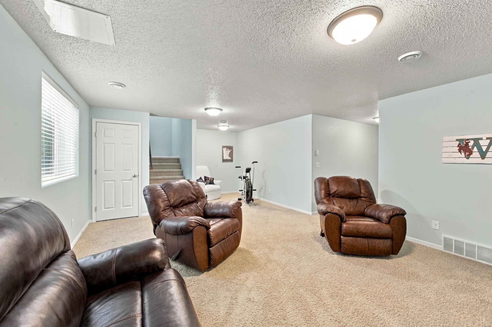 2010 single family home for sale at 3449 Loberg Lane in West Fargo, ND — 4 bed, 4 bath (photo 31 of 48)