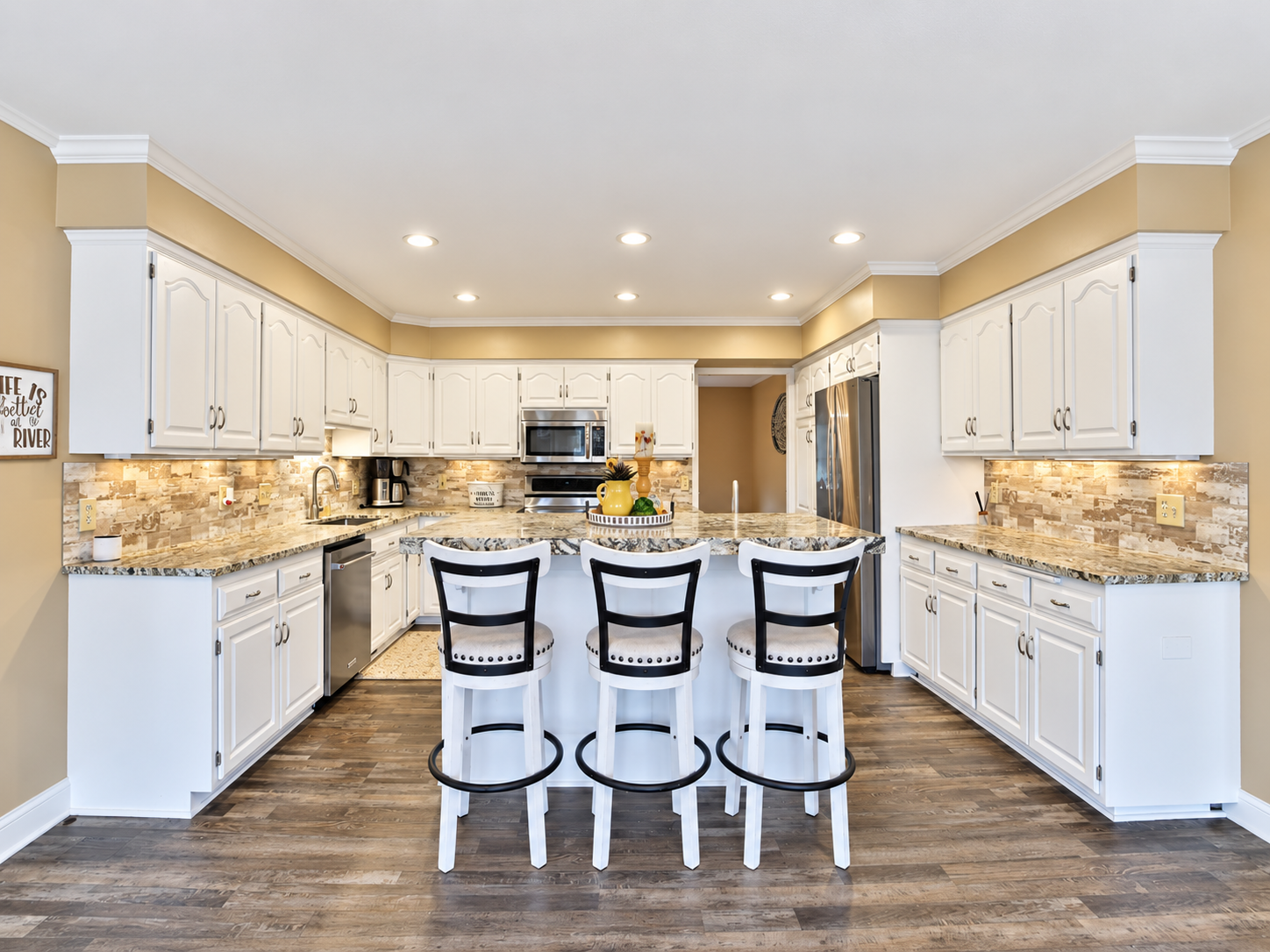 1993 single family home for sale at 12222 Camwood Trail in Baxter, MN — 4 bed, 3 bath (photo 5 of 63)