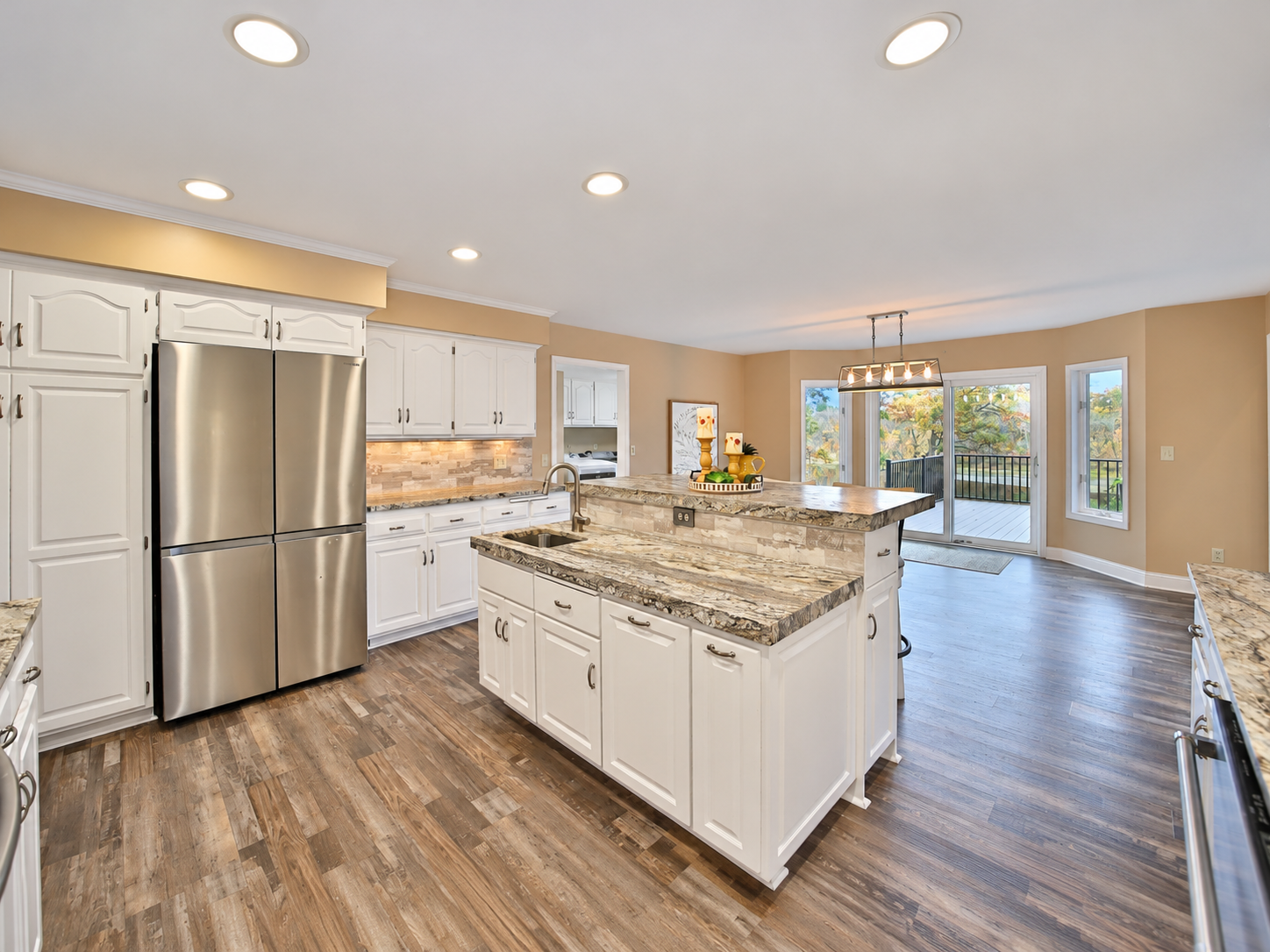 1993 single family home for sale at 12222 Camwood Trail in Baxter, MN — 4 bed, 3 bath (photo 6 of 63)