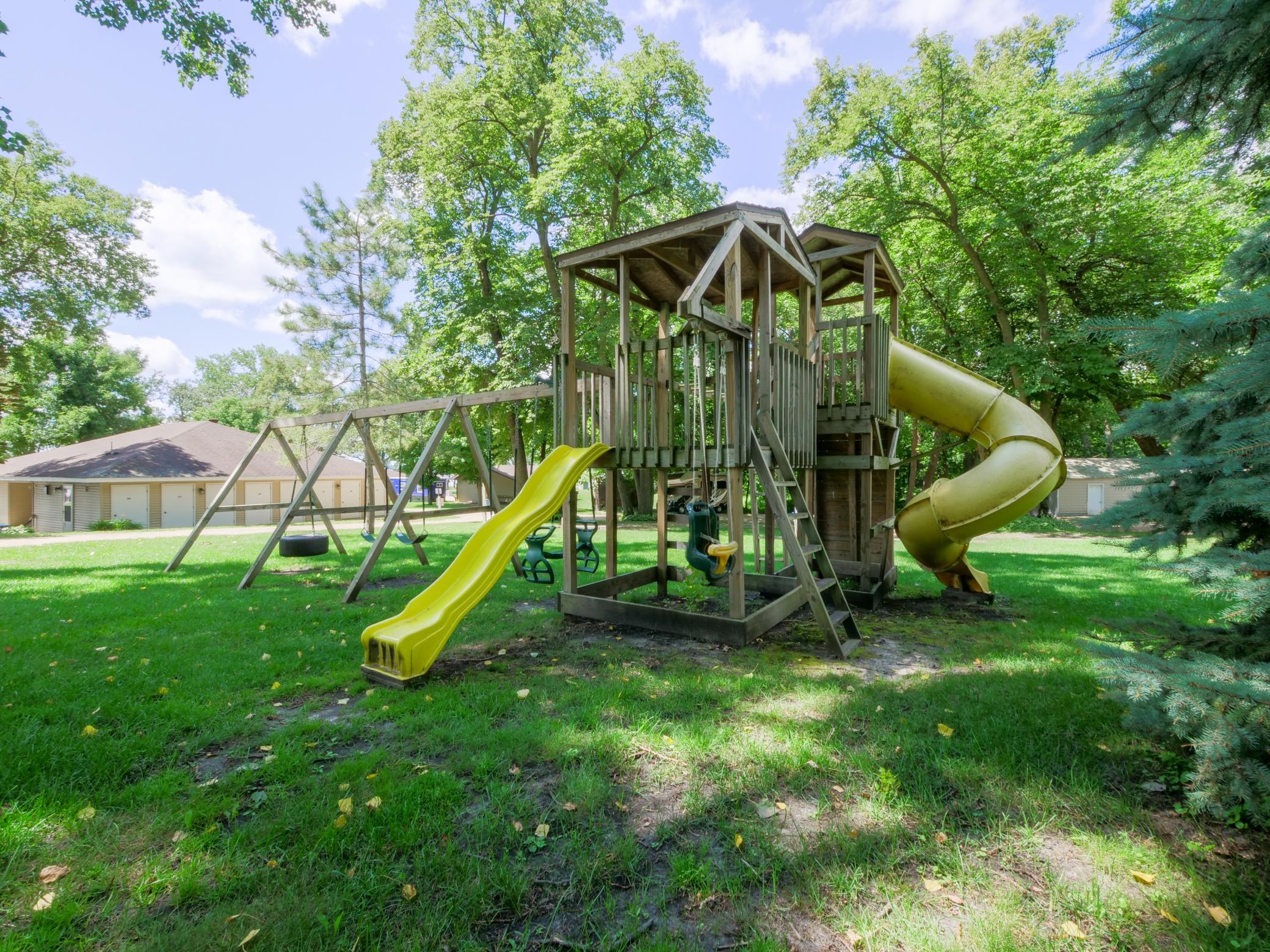 1949 single family home for sale at 2481 N Lake Miltona Drive NE, Unit 23 in Miltona, MN — 2 bed, 1 bath (photo 21 of 36)