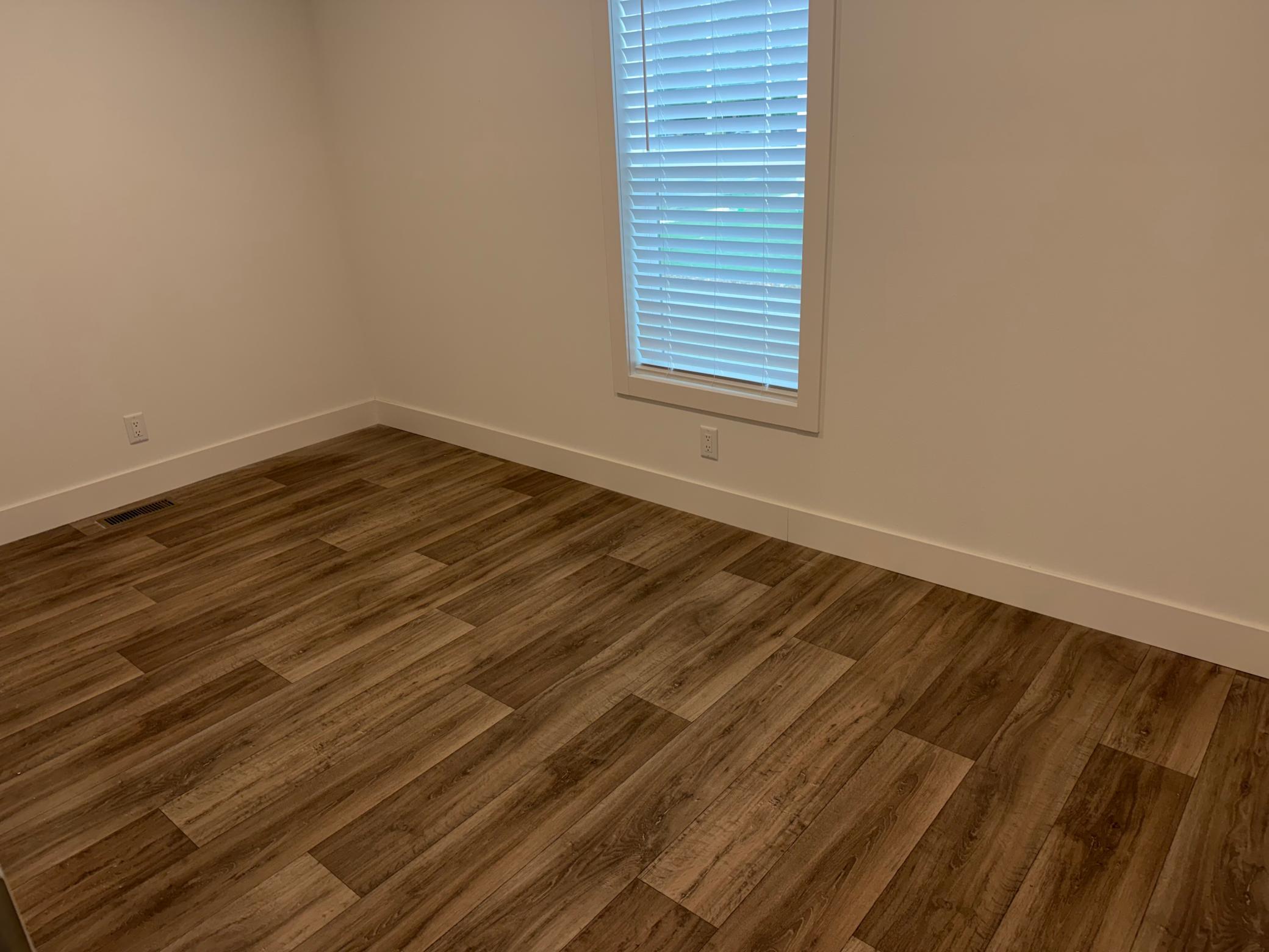 2026 single family home for sale at 1700 3rd Avenue S, Unit 160 in Moorhead, MN — 3 bed, 2 bath (photo 13 of 18)