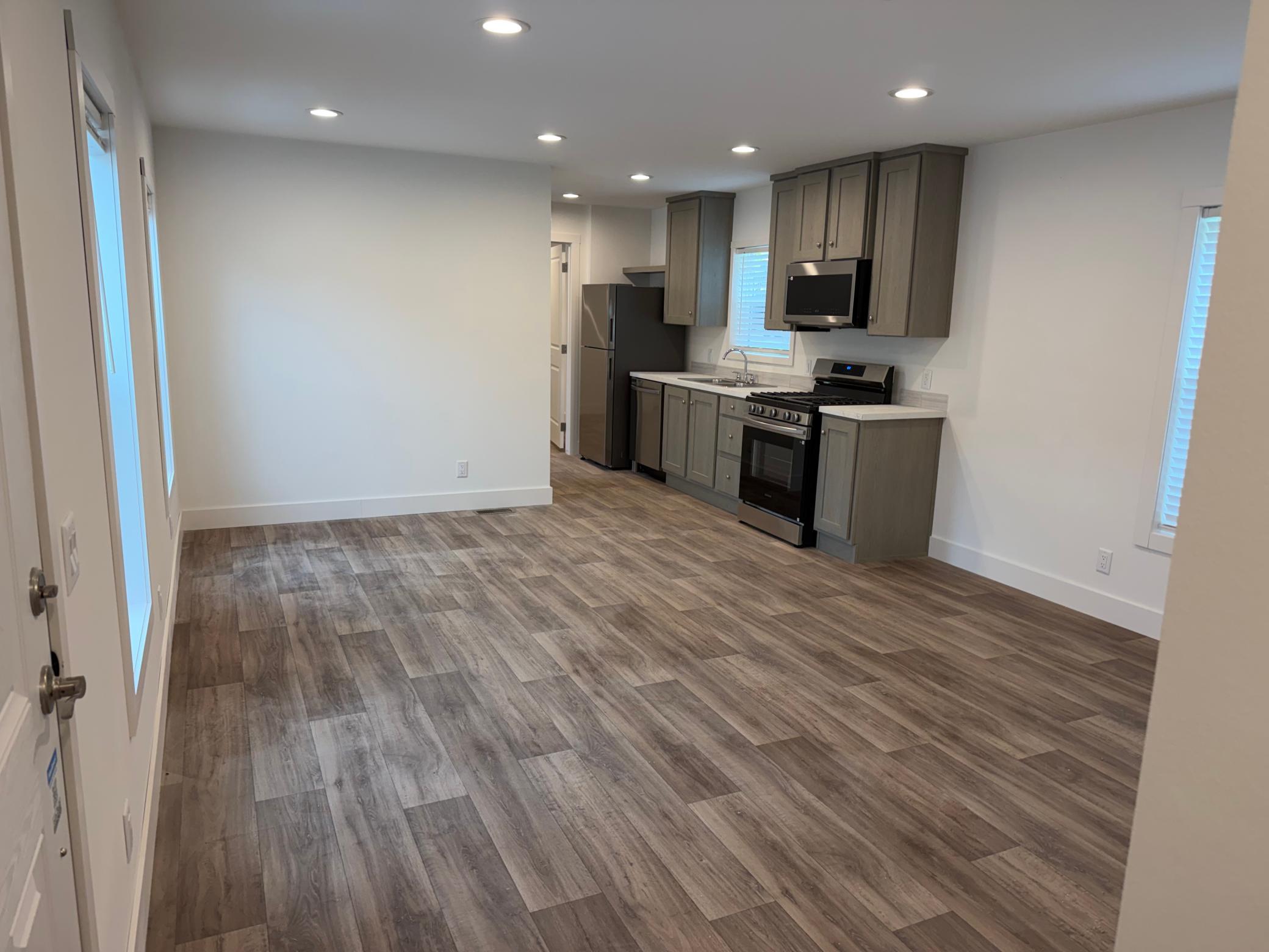 2026 single family home for sale at 1700 3rd Avenue S, Unit 160 in Moorhead, MN — 3 bed, 2 bath (photo 15 of 18)