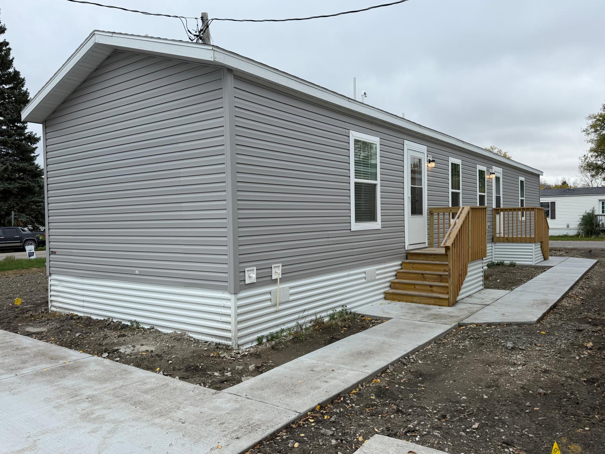 2026 single family home for sale at 1700 3rd Avenue S, Unit 160 in Moorhead, MN — 3 bed, 2 bath (photo 16 of 18)