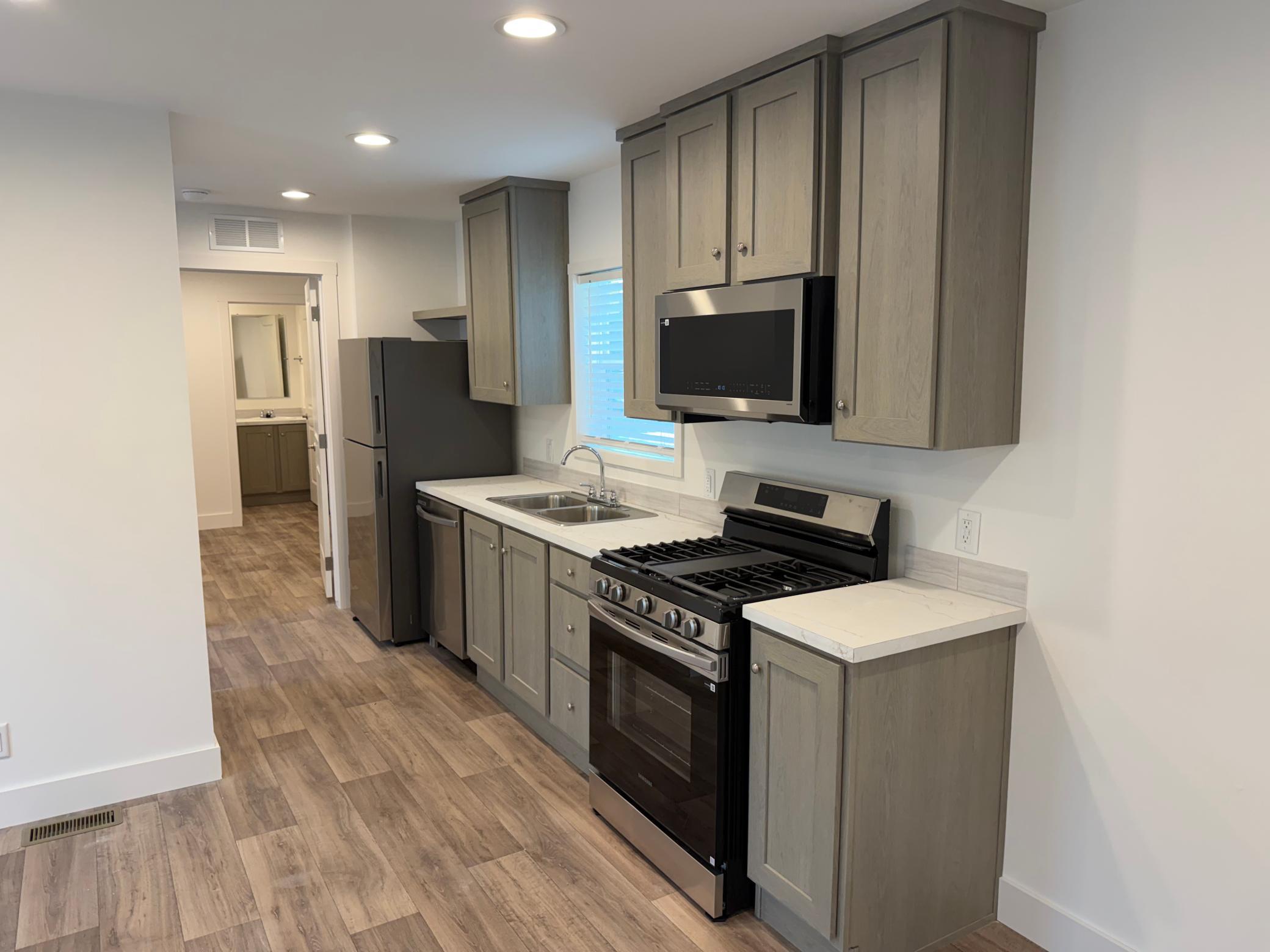 2026 single family home for sale at 1700 3rd Avenue S, Unit 160 in Moorhead, MN — 3 bed, 2 bath (photo 4 of 18)