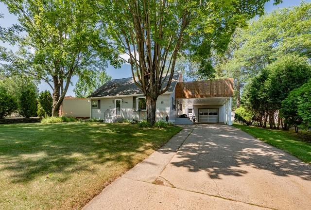 1958 single family home for sale at 1403 SW 1st Avenue in Grand Rapids, MN — 3 bed, 2 bath