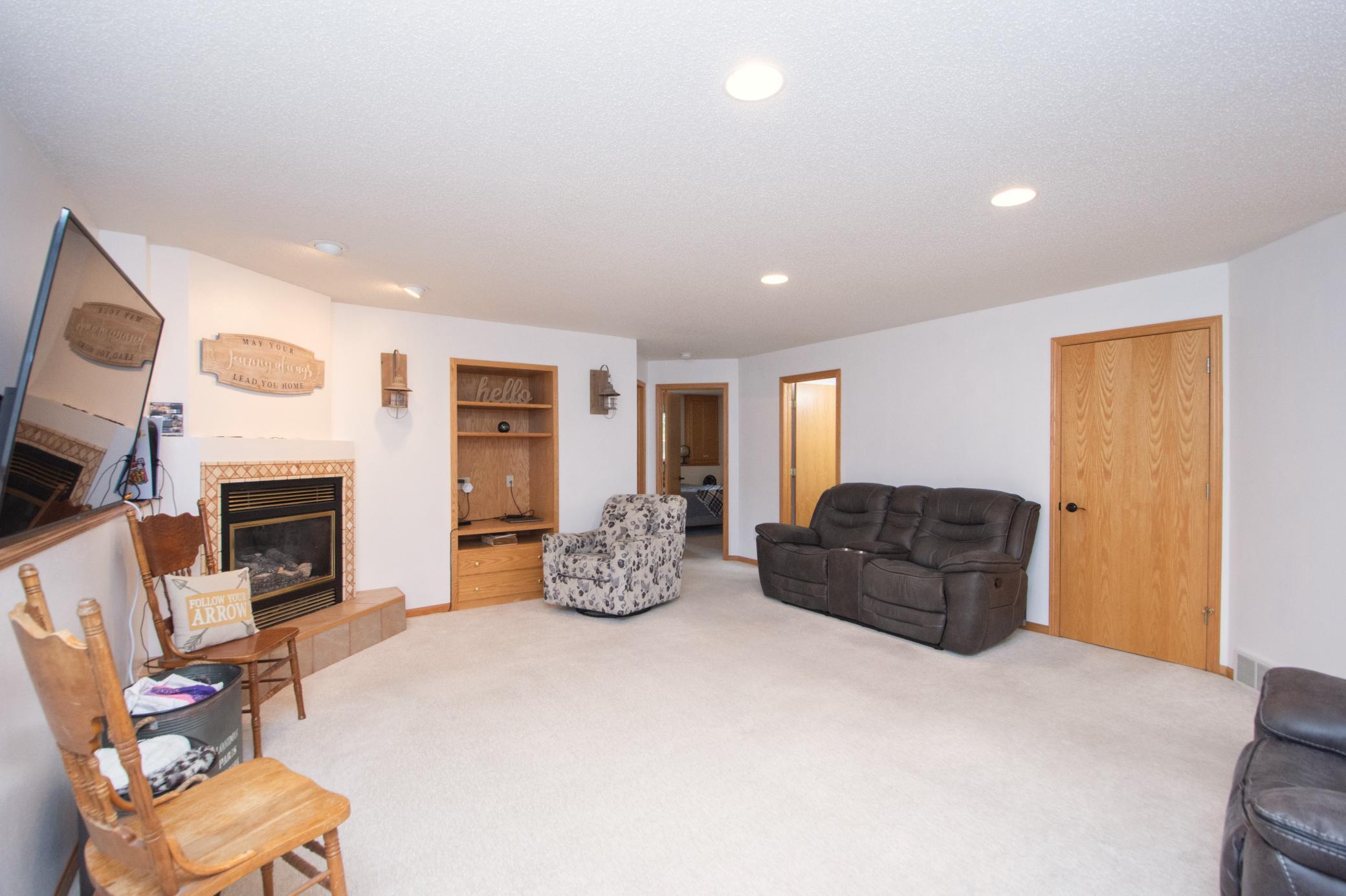 1995 twin home for sale at 3234 35th Avenue S in Fargo, ND — 3 bed, 2 bath (photo 28 of 46)