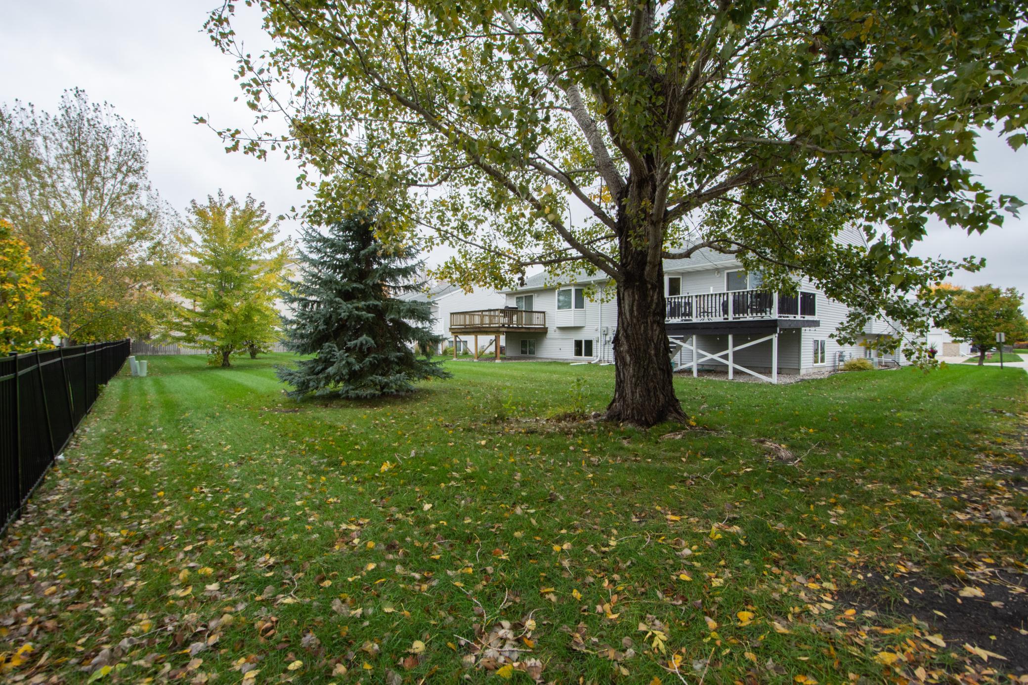 1995 twin home for sale at 3234 35th Avenue S in Fargo, ND — 3 bed, 2 bath (photo 43 of 46)
