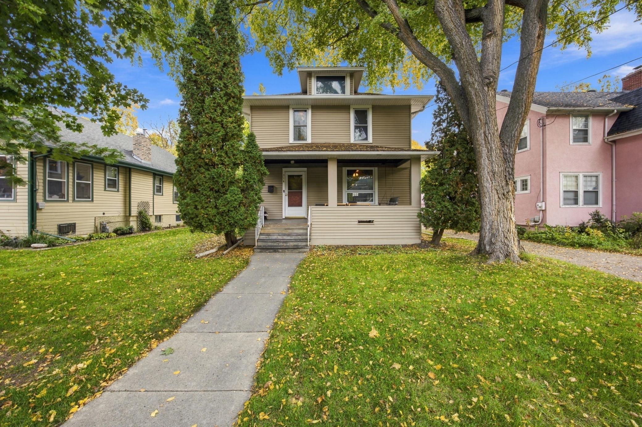 1912 single family home for sale at 314 Eddy Court S in Fargo, ND — 3 bed, 2 bath