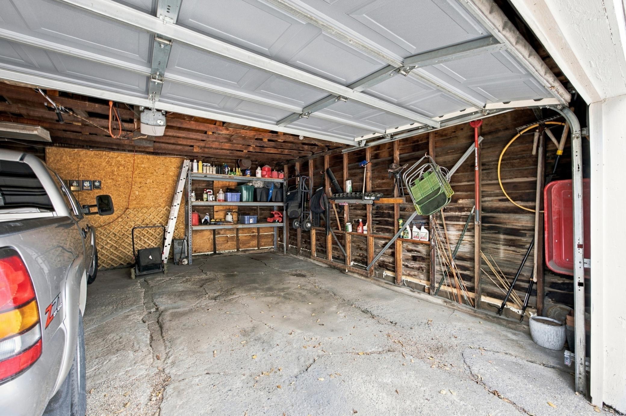 1912 single family home for sale at 314 Eddy Court S in Fargo, ND — 3 bed, 2 bath (photo 26 of 28)