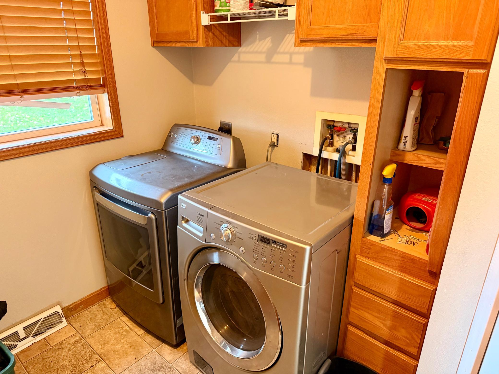 2007 single family home for sale at 38696 150th Avenue NW in Newfolden, MN — 3 bed, 2 bath (photo 19 of 29)