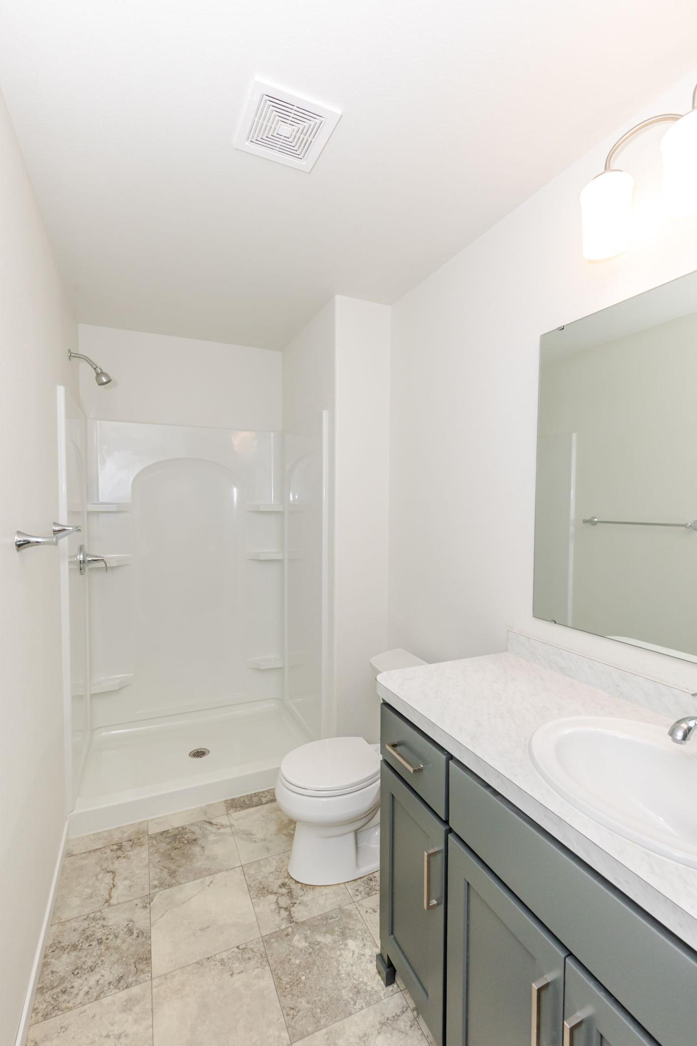 2024 single family home for sale at 2506 Fulton Loop S in Fargo, ND — 4 bed, 3 bath (photo 23 of 45)