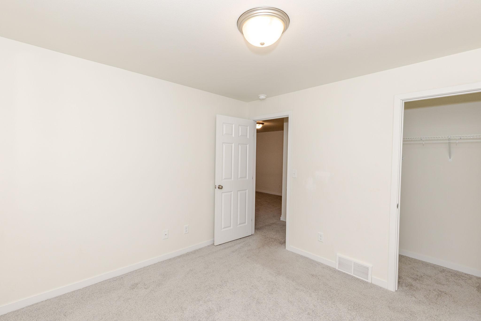 2024 single family home for sale at 2506 Fulton Loop S in Fargo, ND — 4 bed, 3 bath (photo 31 of 45)