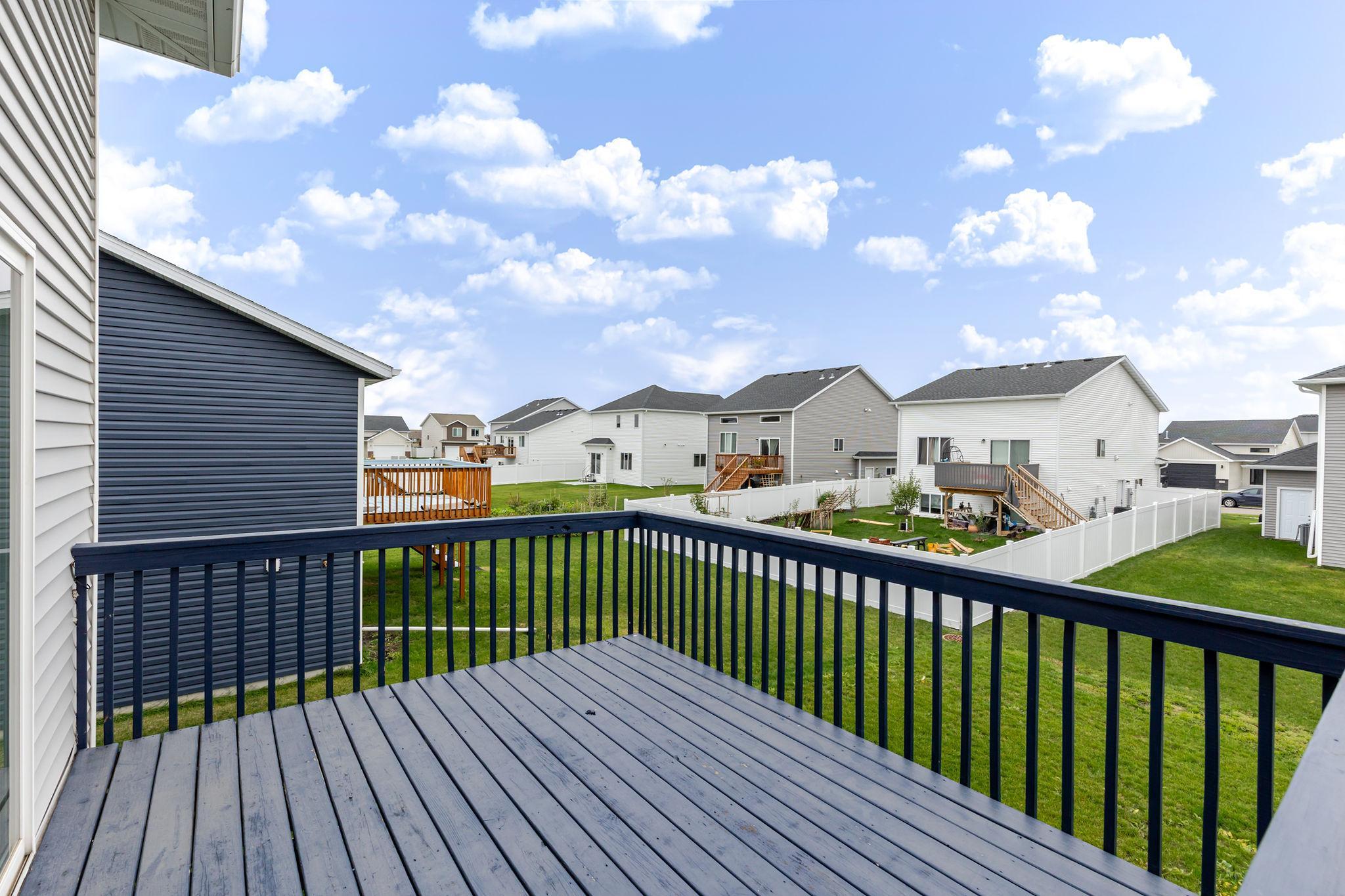 2024 single family home for sale at 2506 Fulton Loop S in Fargo, ND — 4 bed, 3 bath (photo 43 of 45)