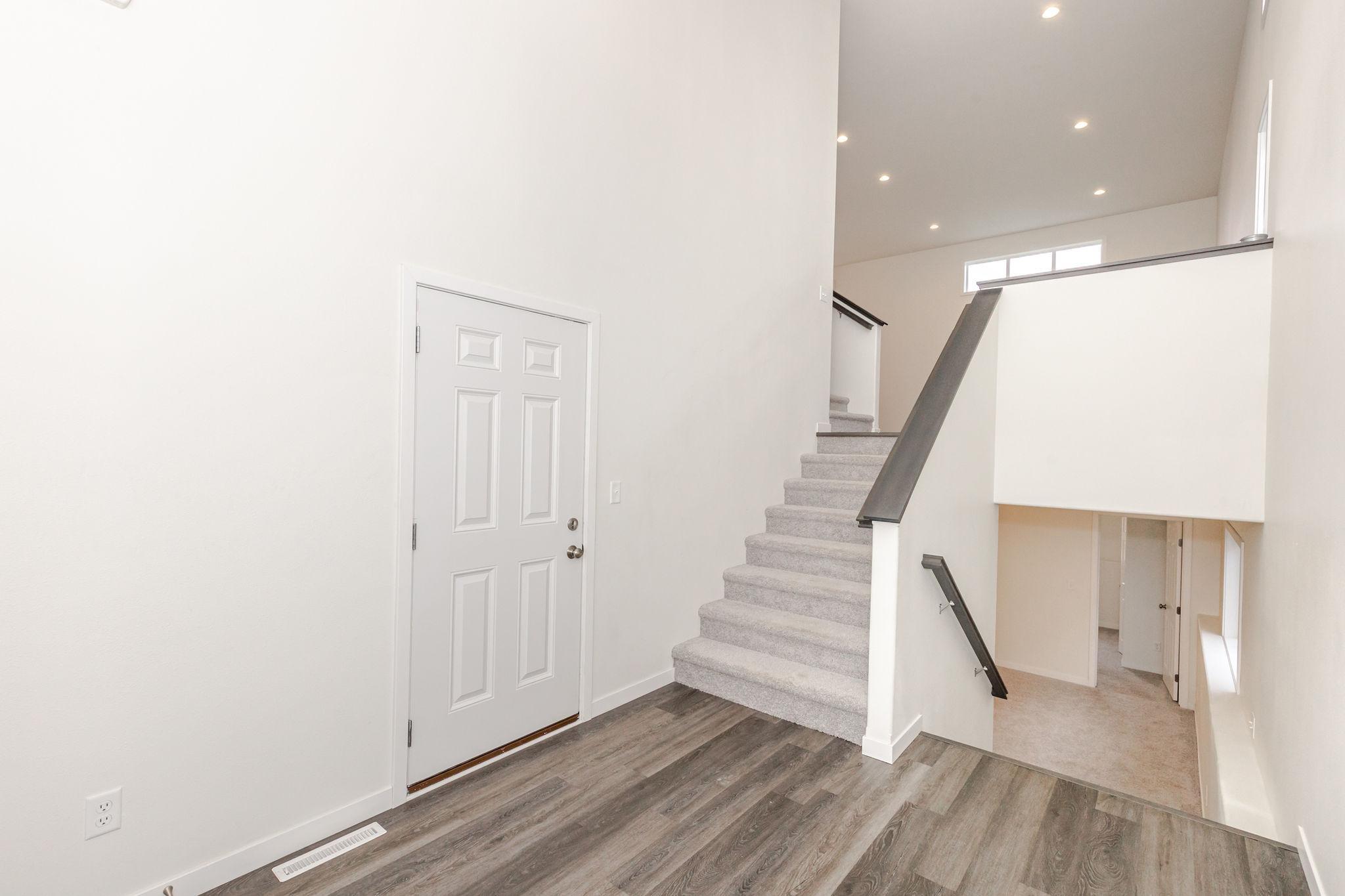 2024 single family home for sale at 2506 Fulton Loop S in Fargo, ND — 4 bed, 3 bath (photo 8 of 45)