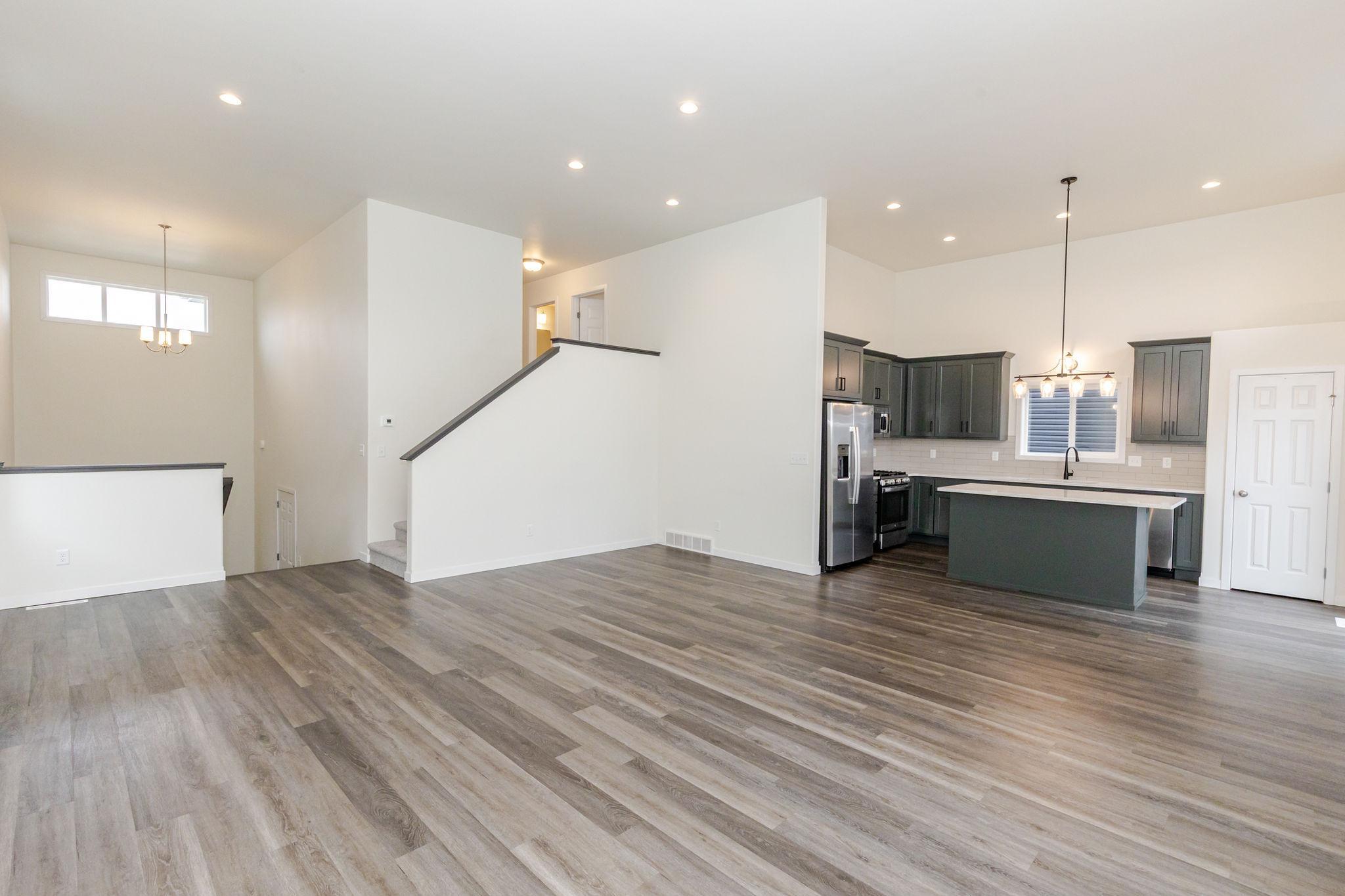 2024 single family home for sale at 2506 Fulton Loop S in Fargo, ND — 4 bed, 3 bath (photo 10 of 45)