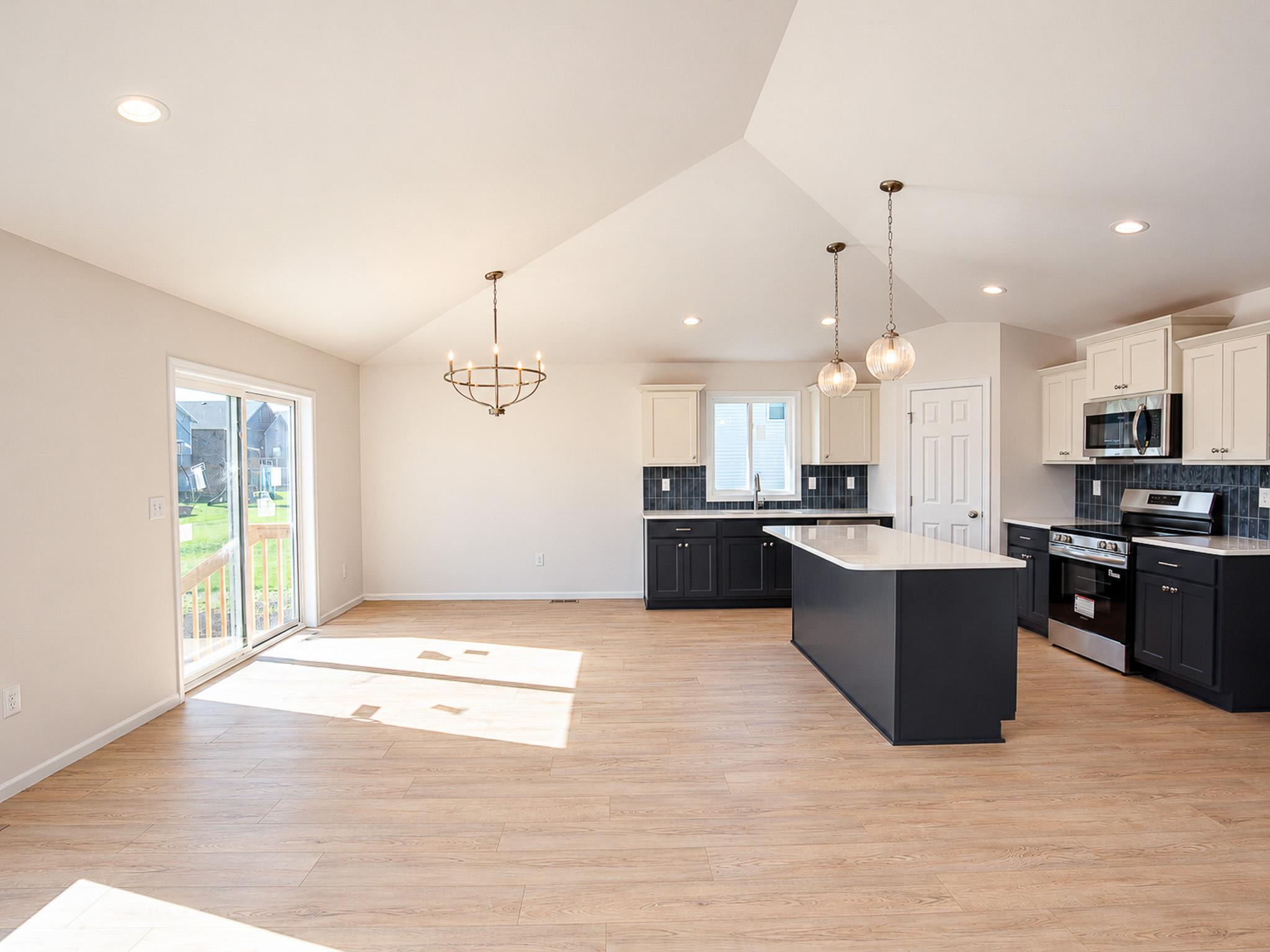 2026 single family home for sale at 6013 80 Avenue S in Horace, ND — 4 bed, 3 bath (photo 12 of 23)
