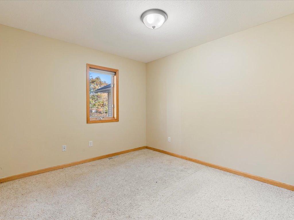 2002 single family home for sale at 31591 Summer Drive in Breezy Point, MN — 3 bed, 2 bath (photo 15 of 28)