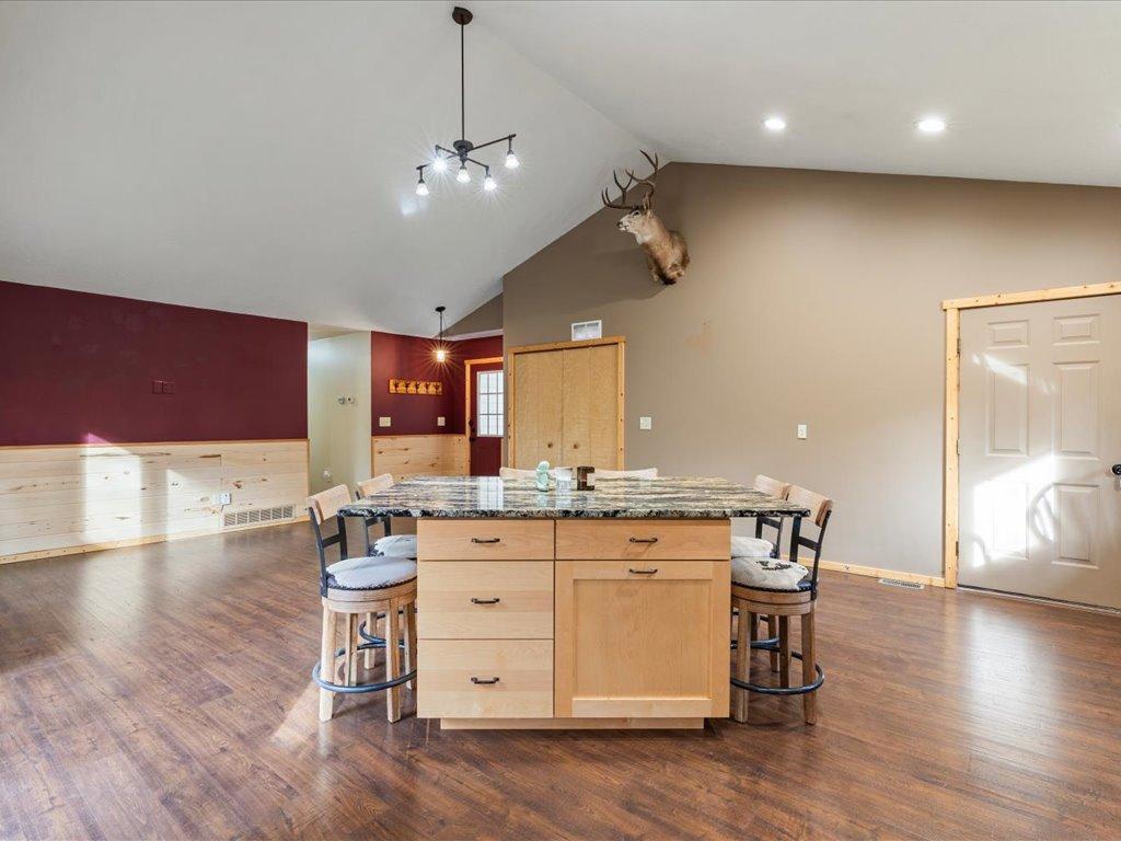 2002 single family home for sale at 31591 Summer Drive in Breezy Point, MN — 3 bed, 2 bath (photo 7 of 28)