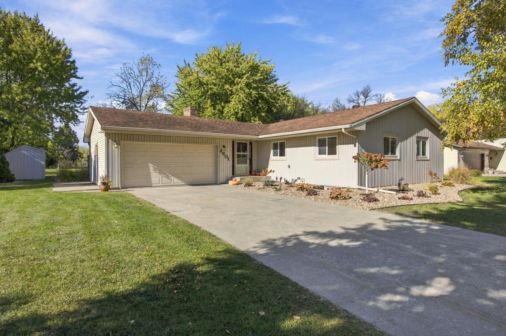 2601 Fairway Drive, Moorhead, MN