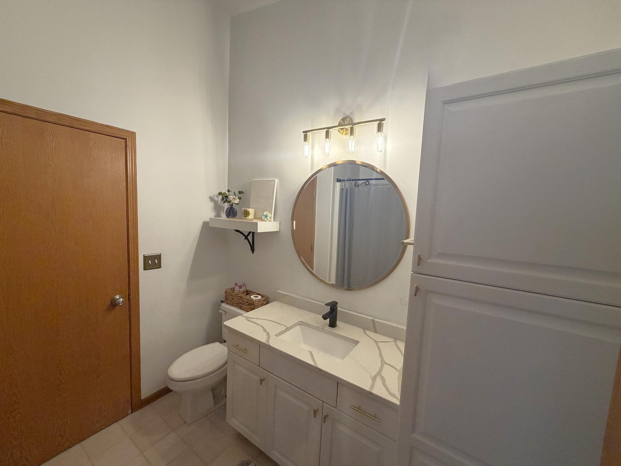 2001 twin home for sale at 1744 50 Street S in Fargo, ND — 3 bed, 2 bath (photo 11 of 21)