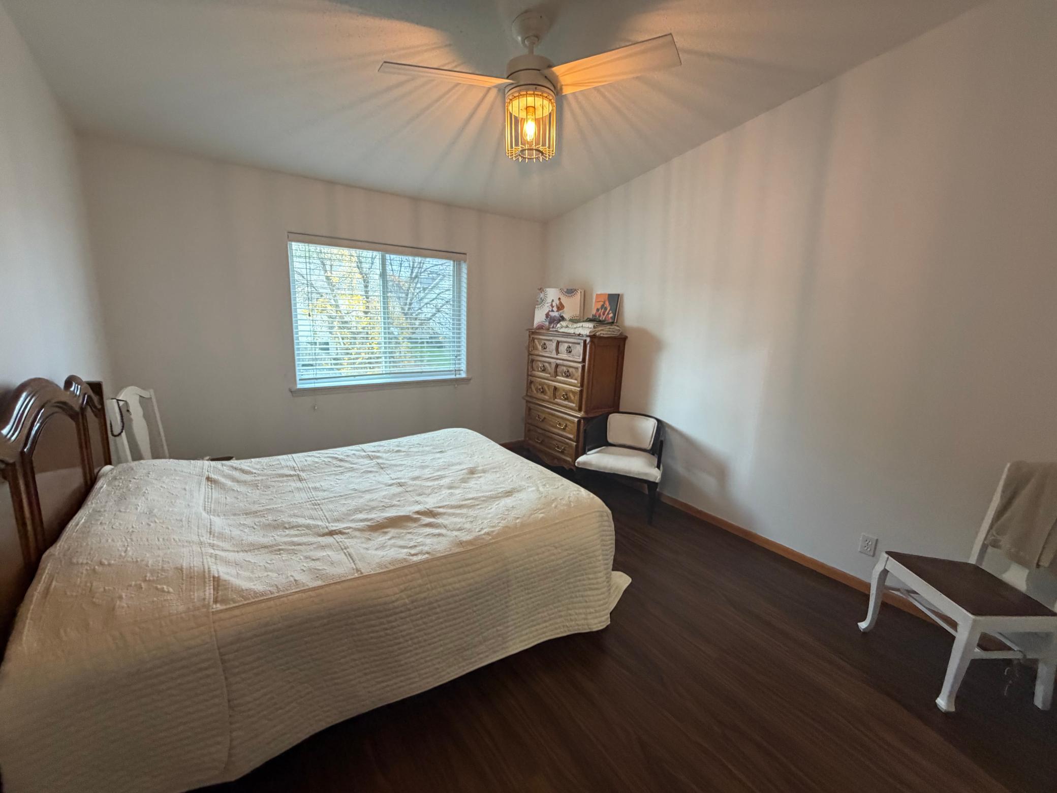 2001 twin home for sale at 1744 50 Street S in Fargo, ND — 3 bed, 2 bath (photo 8 of 21)