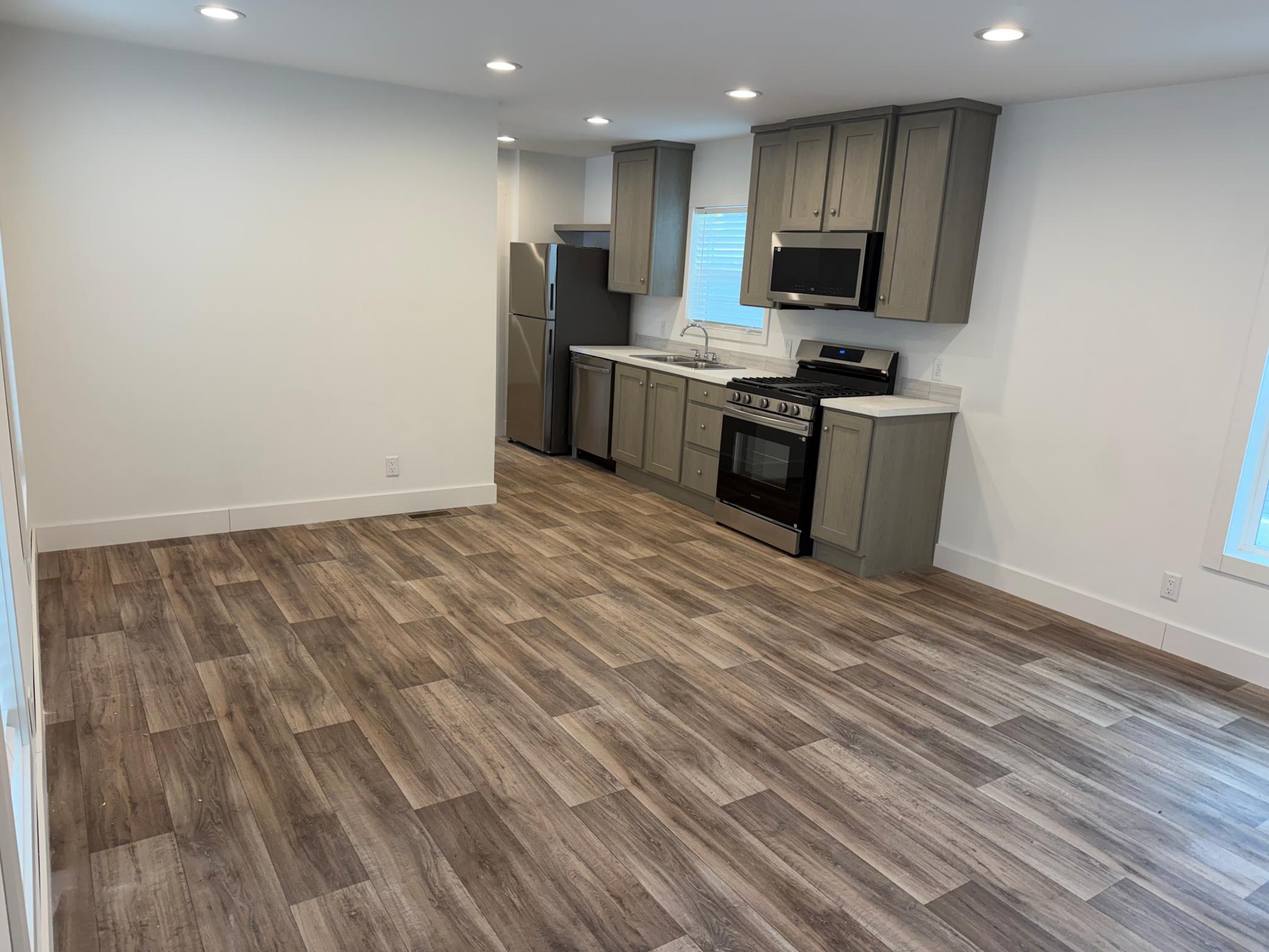 2026 single family home for sale at 1700 3rd Avenue S, Unit 161 in Moorhead, MN — 3 bed, 2 bath (photo 3 of 21)