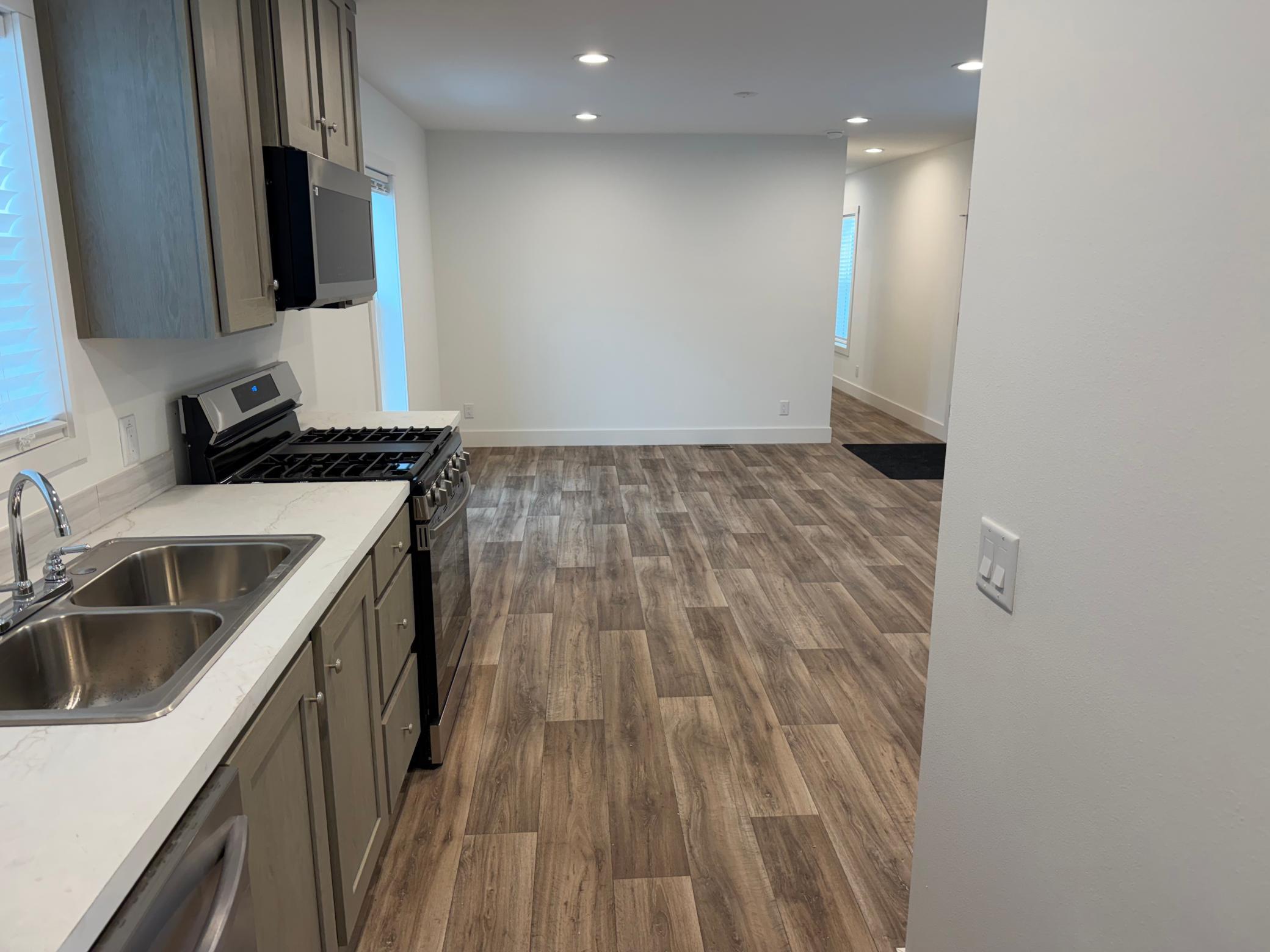 2026 single family home for sale at 1700 3rd Avenue S, Unit 161 in Moorhead, MN — 3 bed, 2 bath (photo 10 of 21)