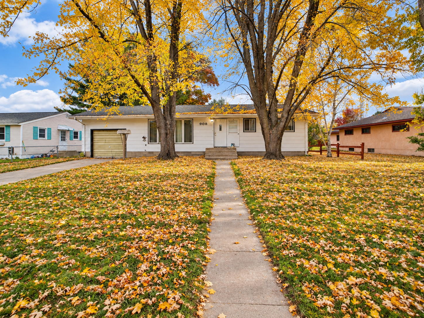 1968 single family home for sale at 908 12th Avenue NE in Brainerd, MN — 3 bed, 2 bath (photo 25 of 33)